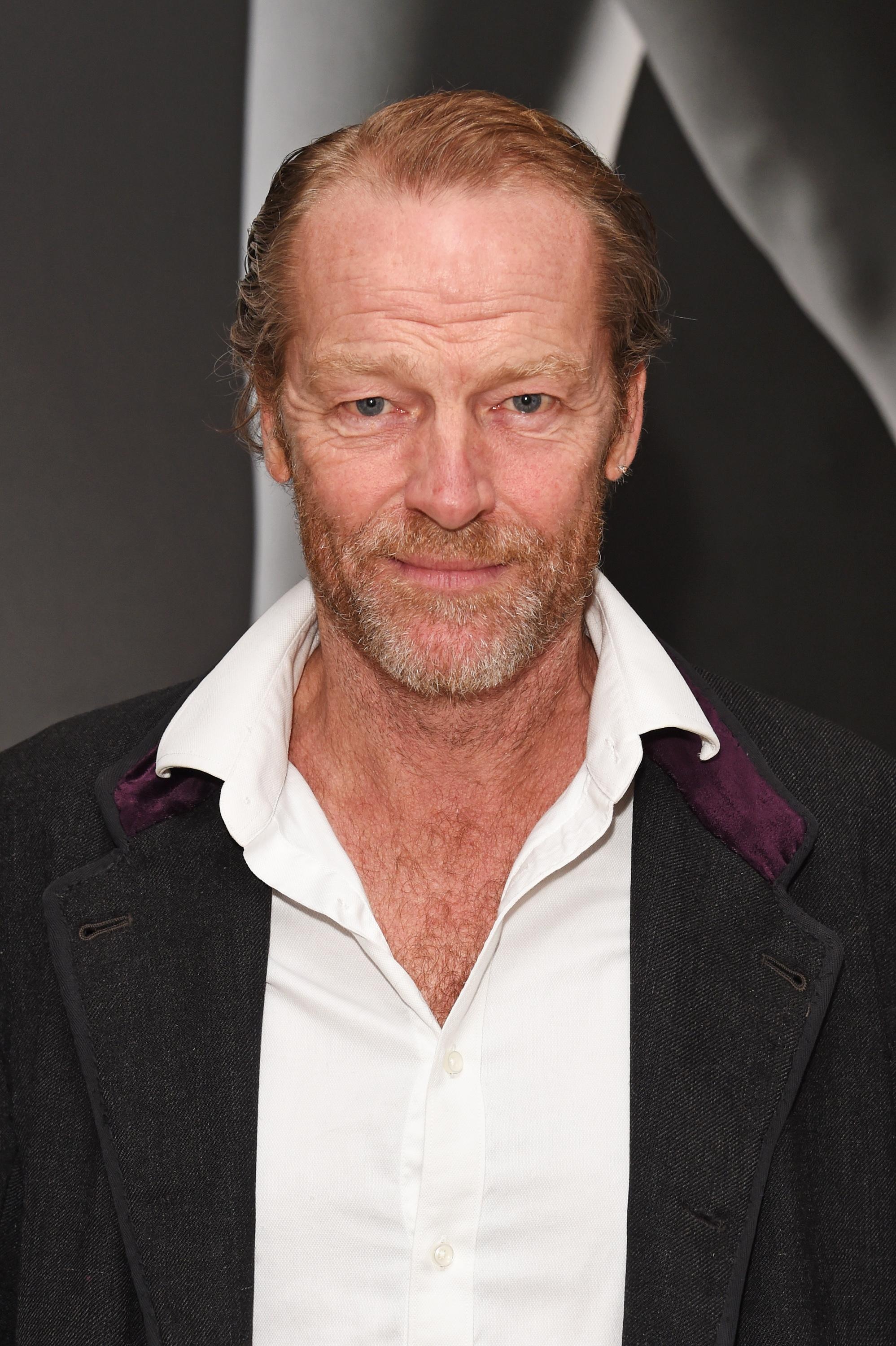 Iain Glen, Age revelation, Game of Thrones insights, Mrs. Wilson connection, 2000x3000 HD Handy