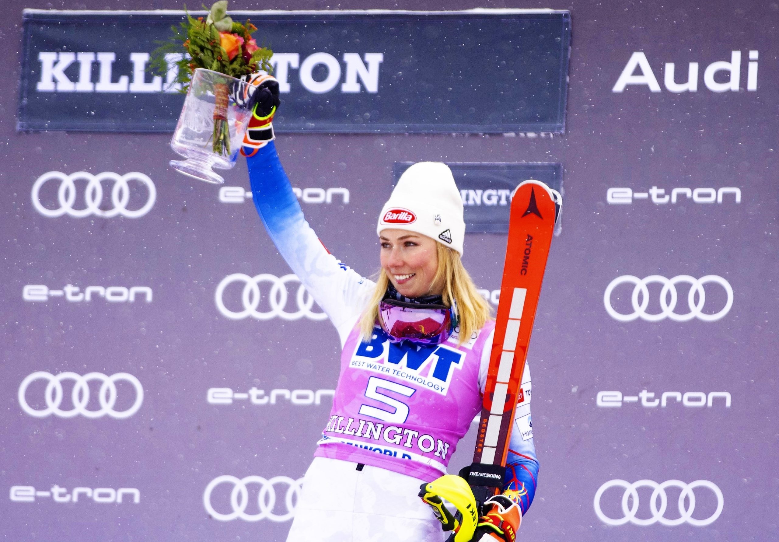 Mikaela Shiffrin, Olympic champion, World Cup success, Skiing triumph, 2560x1790 HD Desktop