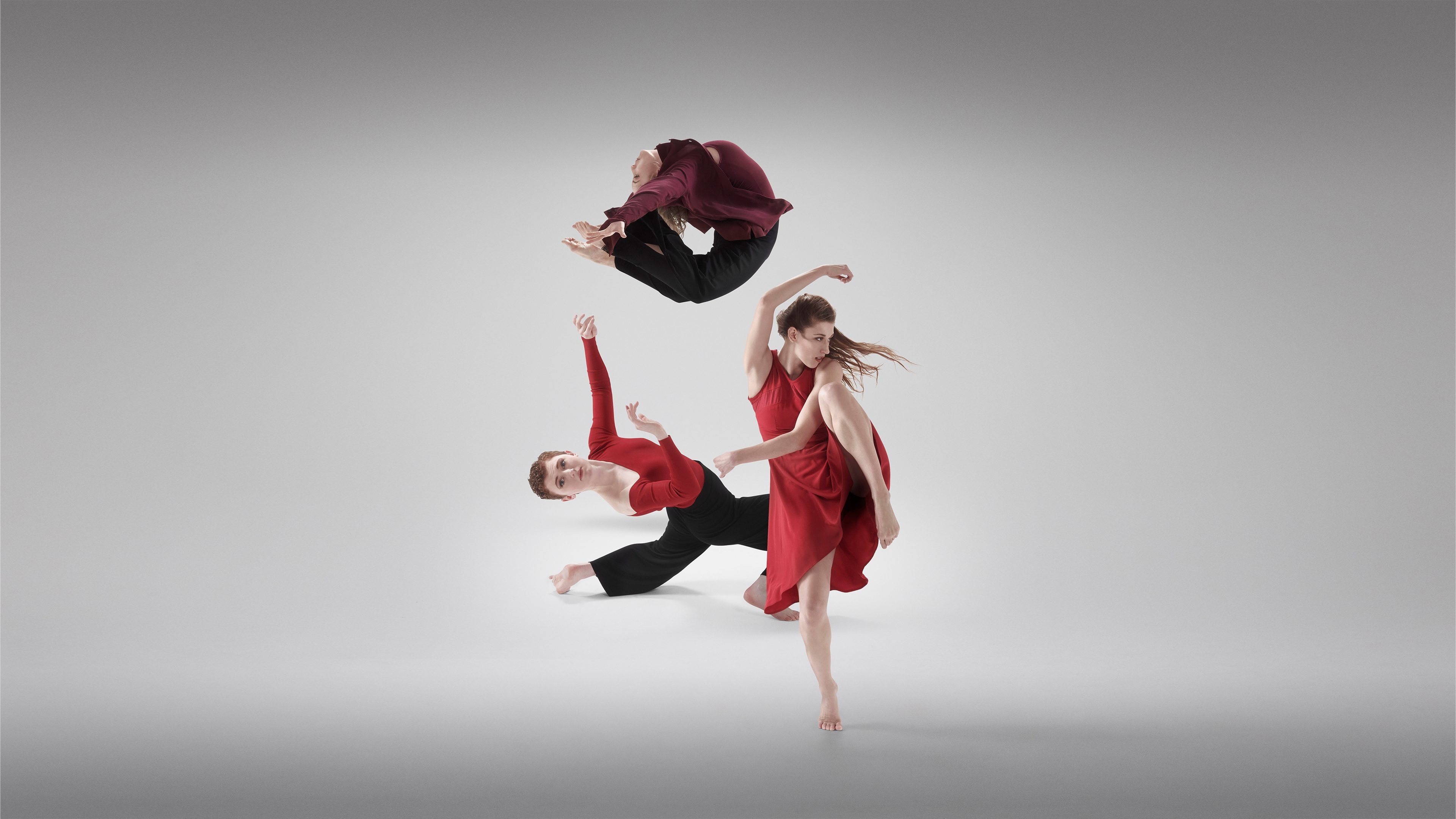 Contemporary Dance: Dance Performance, London Studio Center, Conservatoire-level dance training. 3840x2160 4K Background.