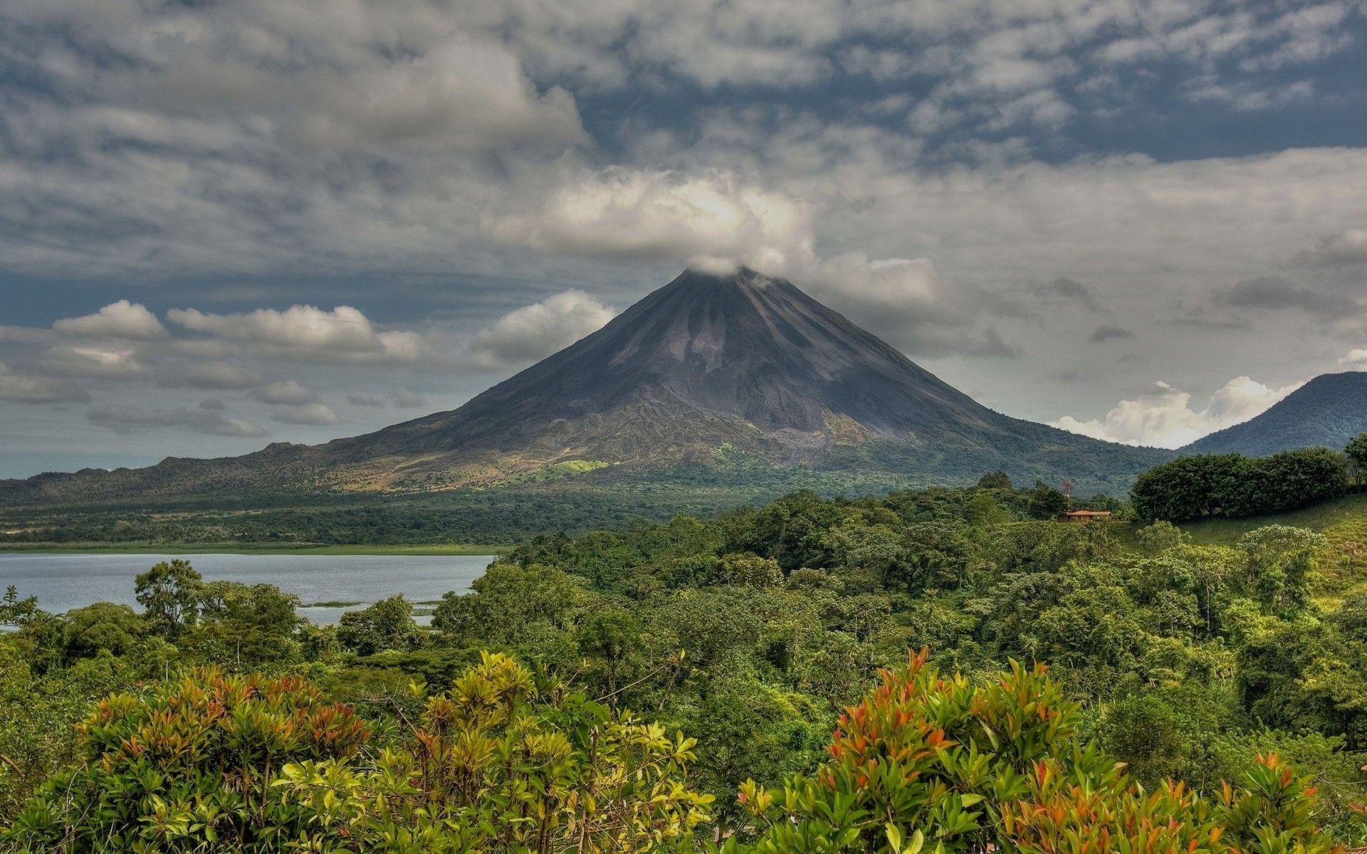 Arenal Volcano, Costa Rica wallpapers, Volcn Arenal, 1920x1200 HD Desktop
