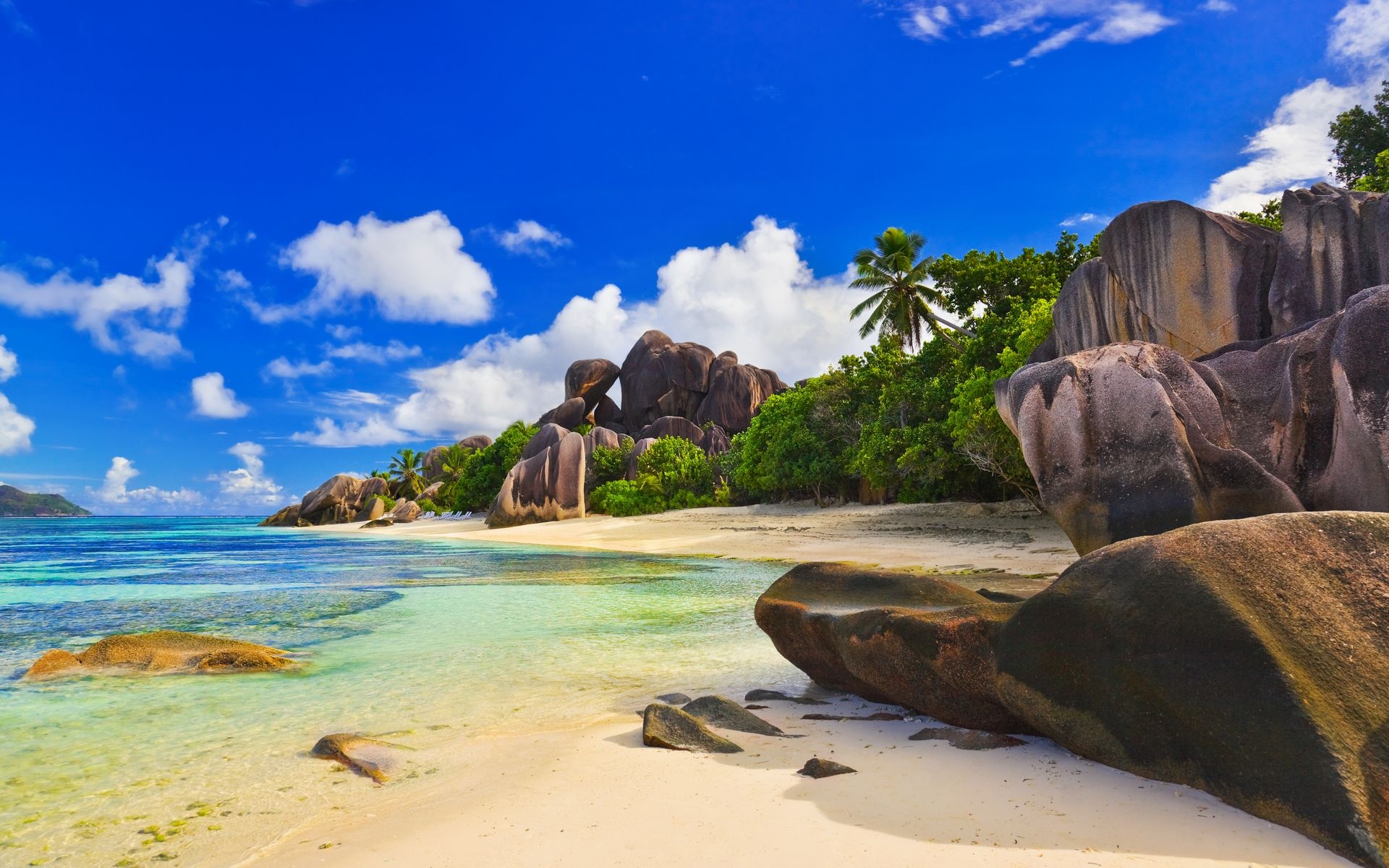 Maldives, Seychelles island, Beautiful beaches, 1920x1200 HD Desktop