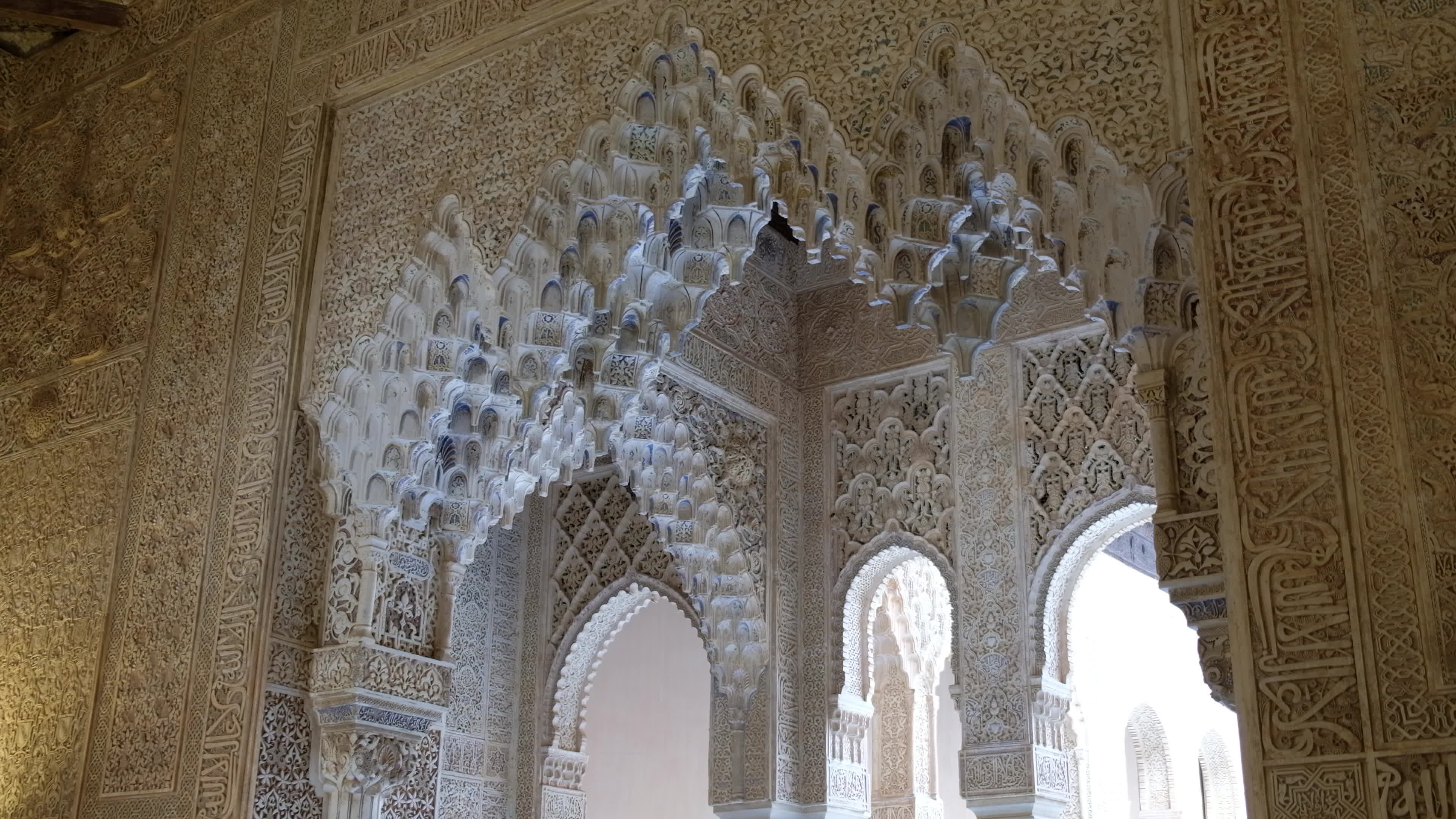 Alhambra Nasrid palaces, Moorish architecture, UNESCO World Heritage site, Historical gem, 3840x2160 4K Desktop