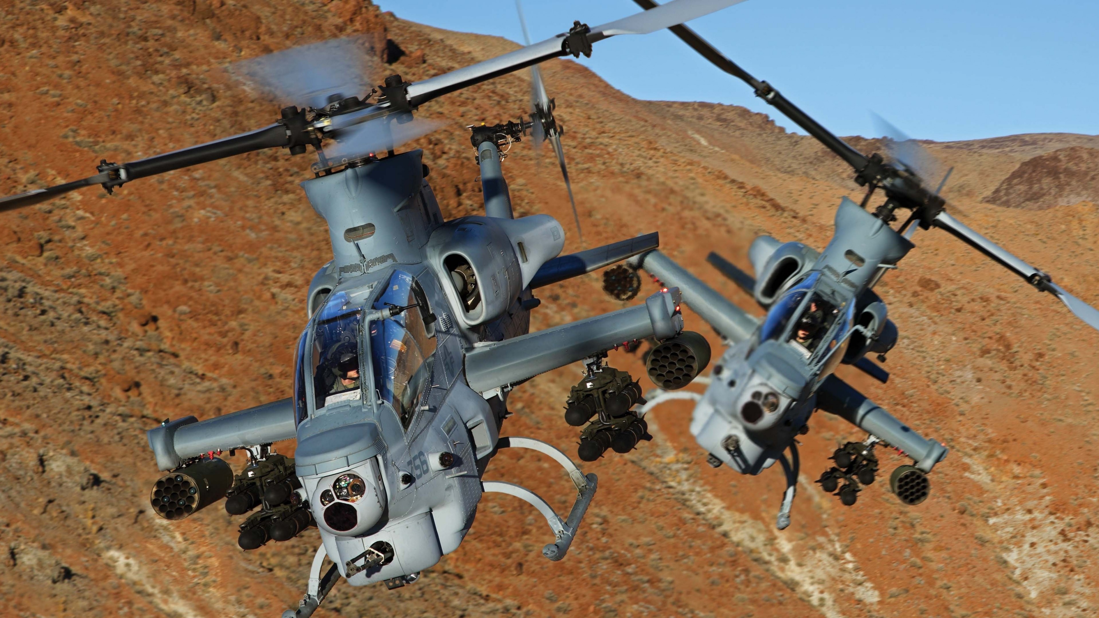 Bell Helicopter, Viper AH-1Z, Attack helicopter, Mountain flight, 3840x2160 4K Desktop
