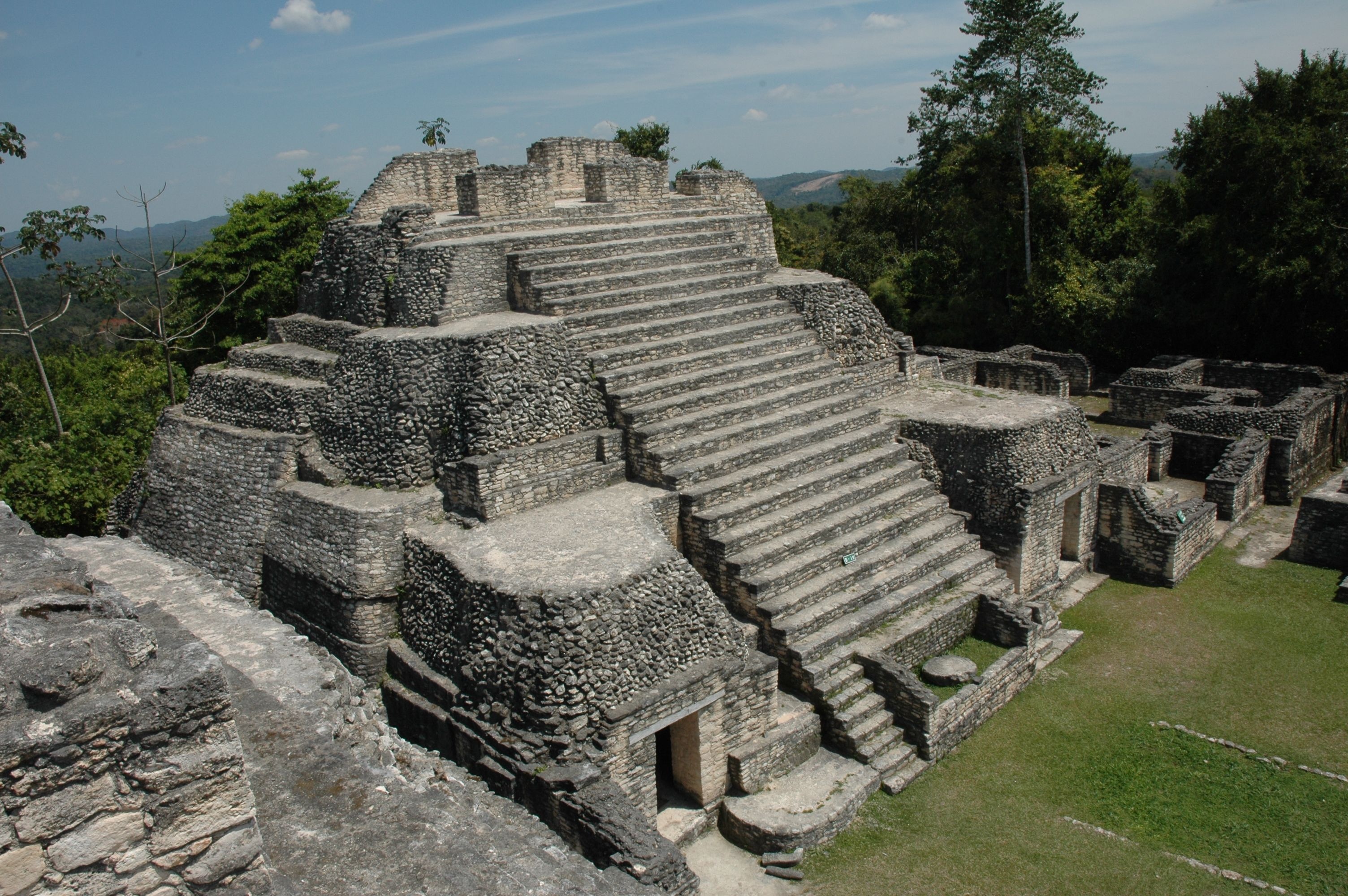 Maya ruins Belize, 4K wallpapers, Pyramids wallpaper, Archaeological sites, 3010x2000 HD Desktop