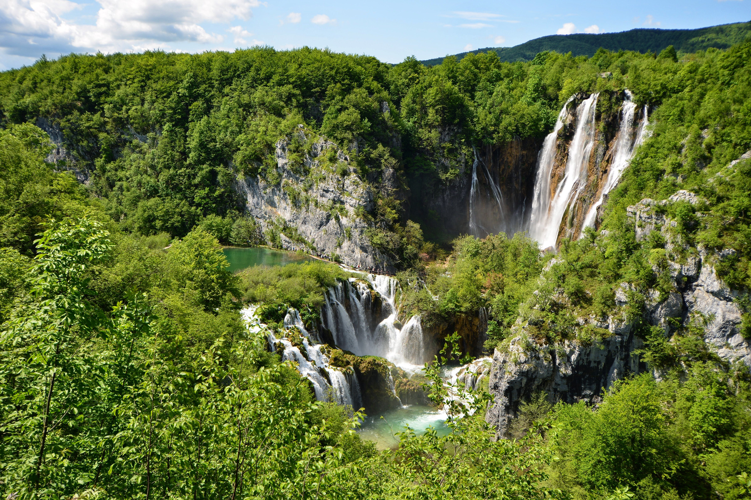 Plitvice Lakes National Park, live videostream, Croatia, natural beauty, 2600x1740 HD Desktop