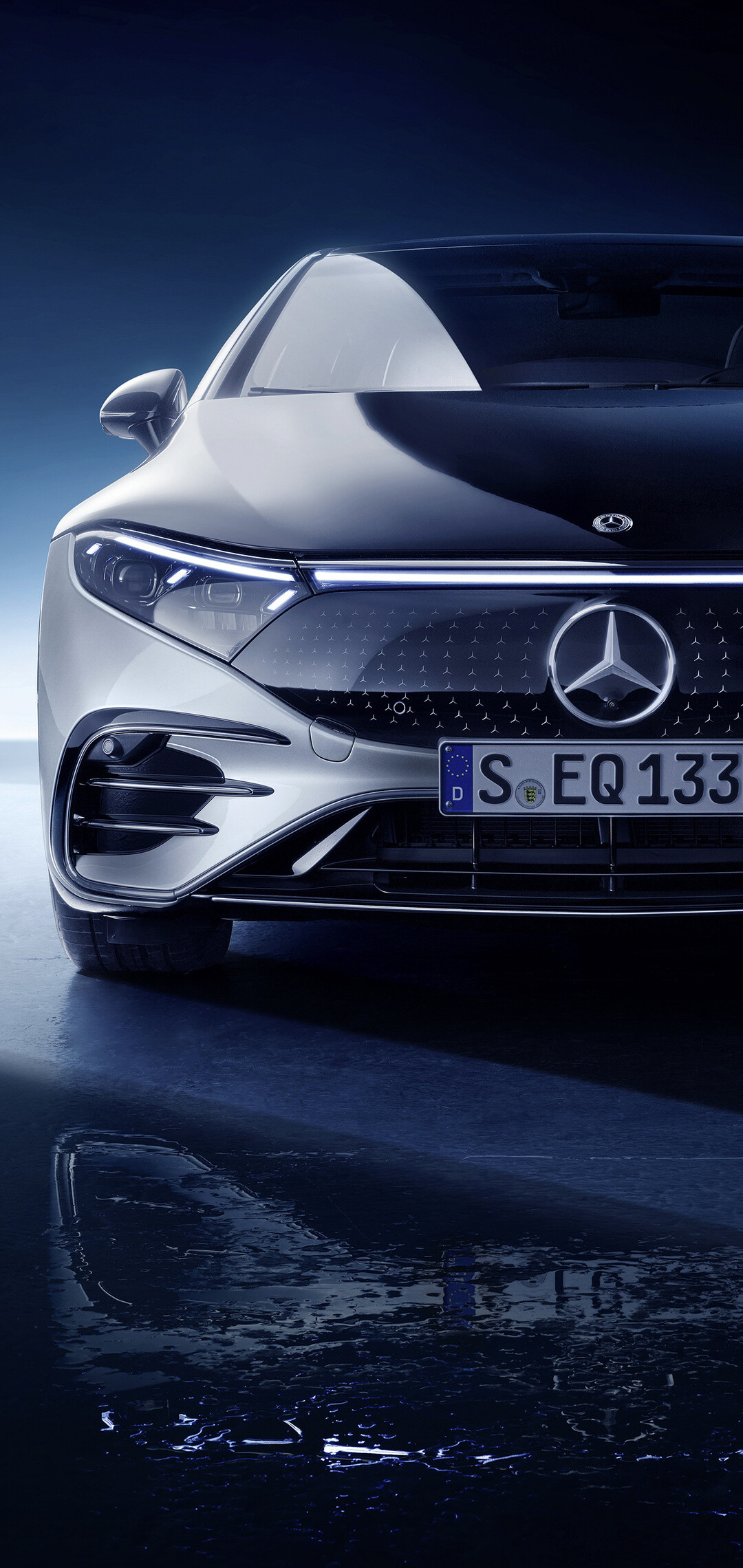 Mercedes-Benz EQS: 2021 580 4Matic AMG Line, Electric vehicle, German car. 1080x2280 HD Background.