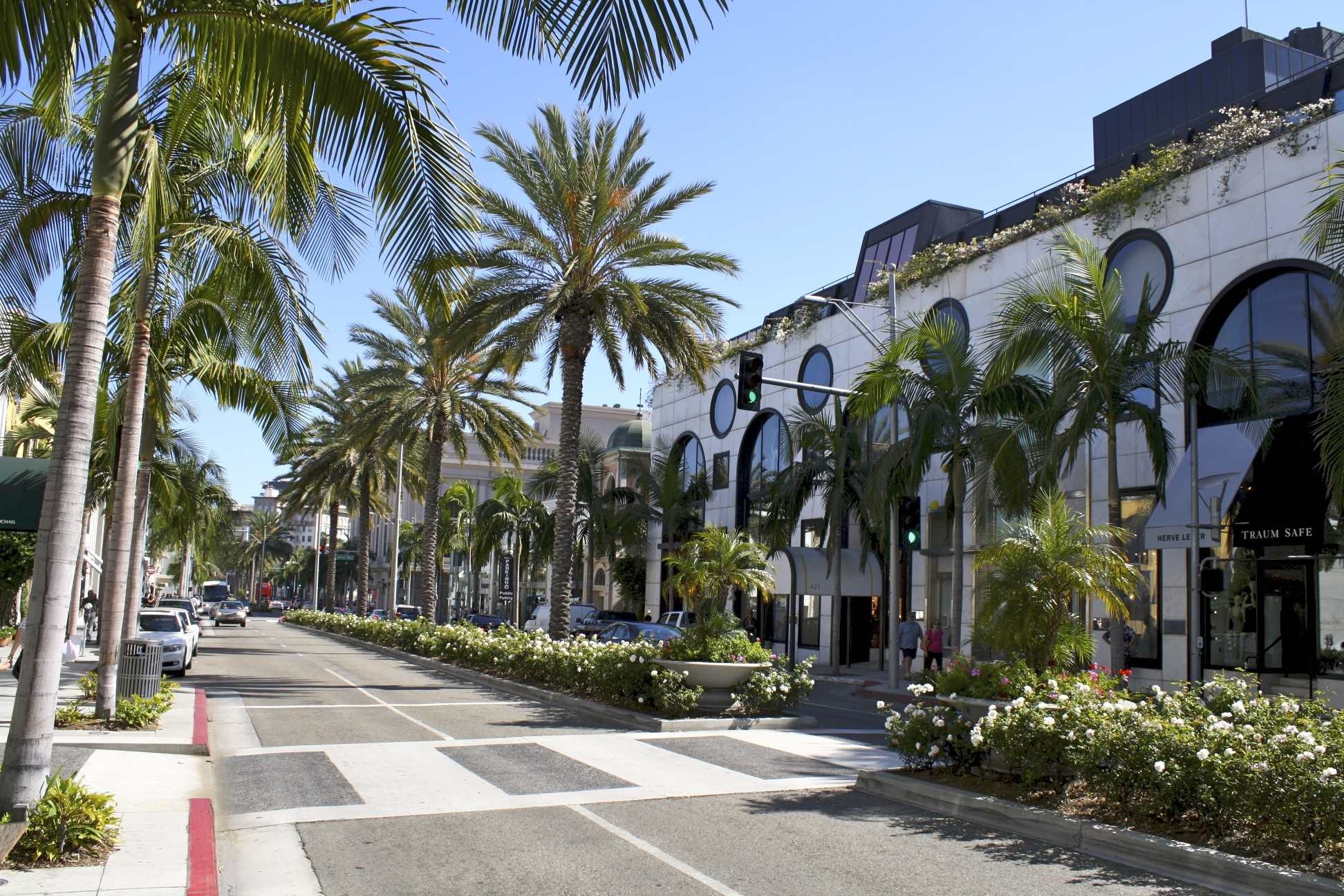 Beverly Hills, Rodeo Drive wallpapers, Top free Rodeo Drive, 1950x1300 HD Desktop
