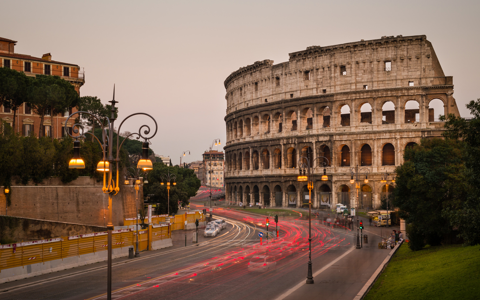 Lazio, Colosseum Rome street, Timelapse wallpaper, 1920x1200 HD Desktop