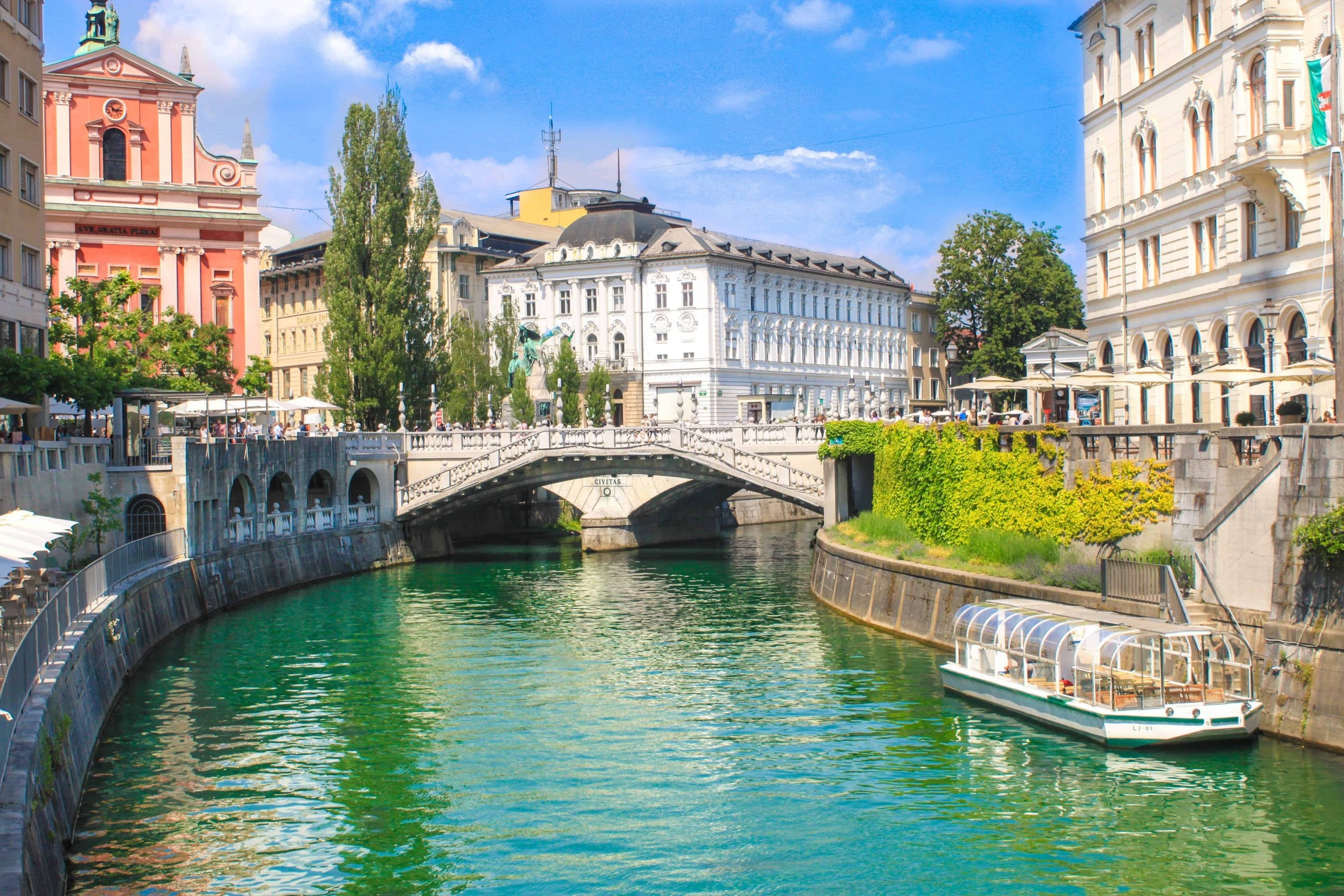 Ljubljana (Travels), Hidden gems, Offbeat experiences, Unique adventures, 2560x1710 HD Desktop