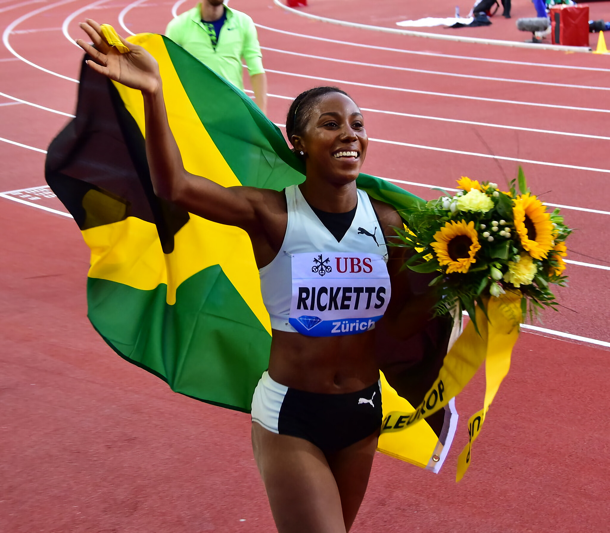 Shanieka Ricketts, Flying through the air, Phenomenal athlete, Sports, 2050x1790 HD Desktop