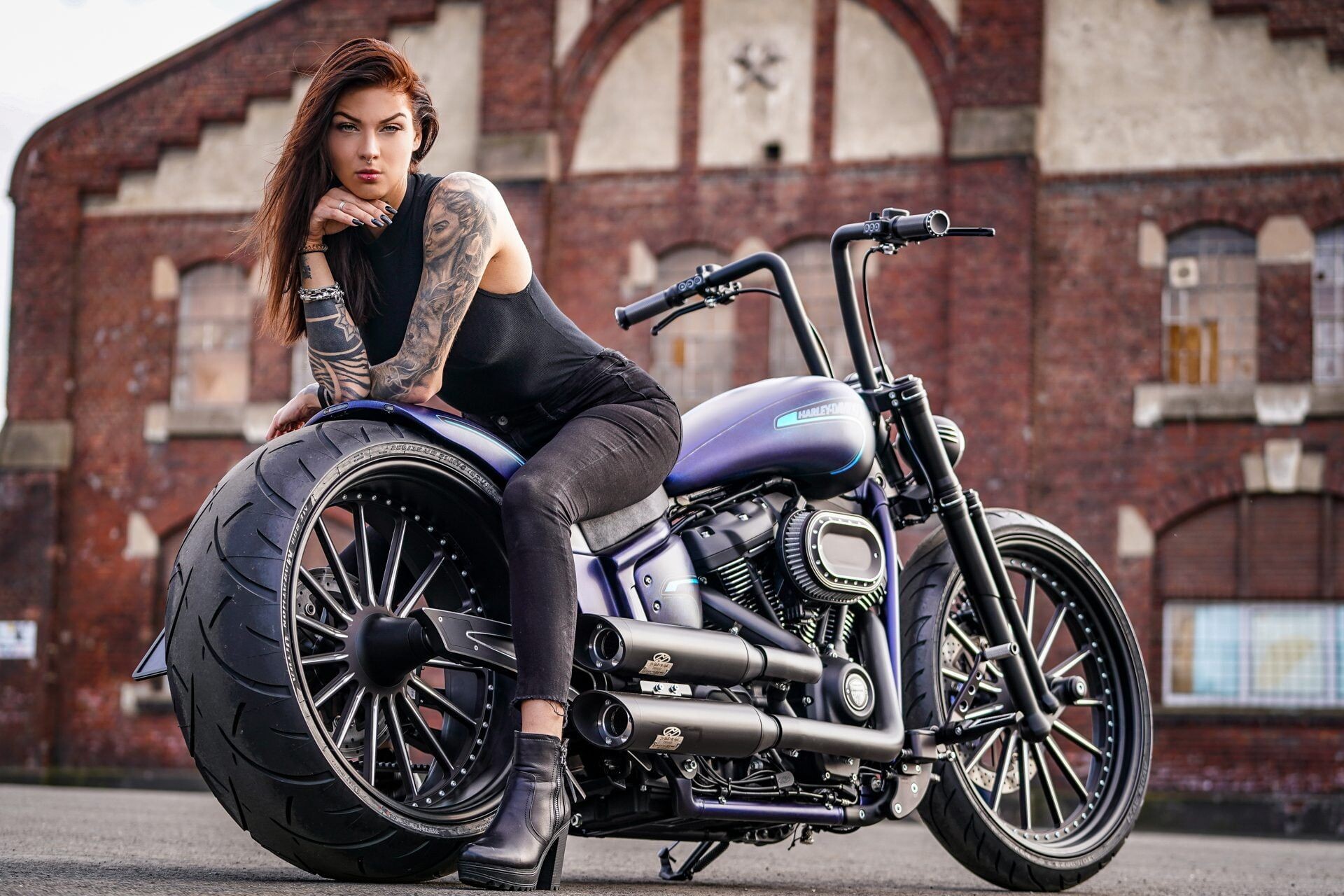 Girls and Motorcycles: Harley-Davidson, Thunderbike Customs, Motorcycle touring, Riding technique. 1920x1280 HD Wallpaper.