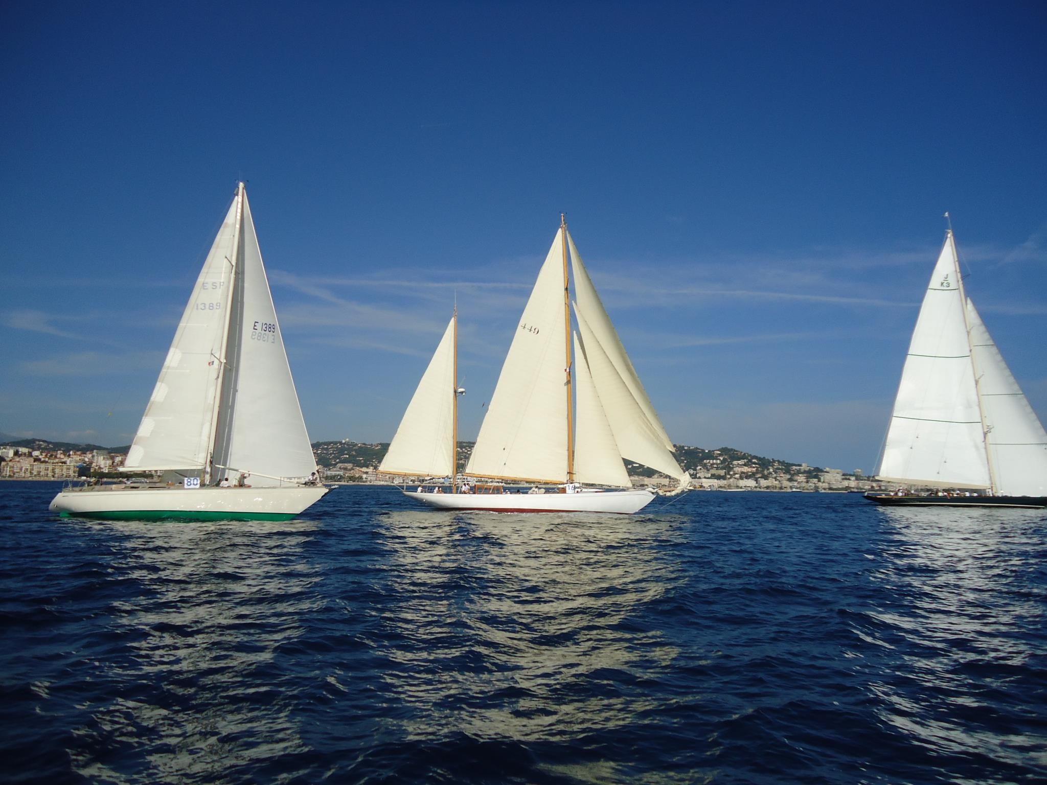 Yacht Racing: Racing Sailboats, A contest between crews of people in sailboats, Regatta. 2050x1540 HD Background.