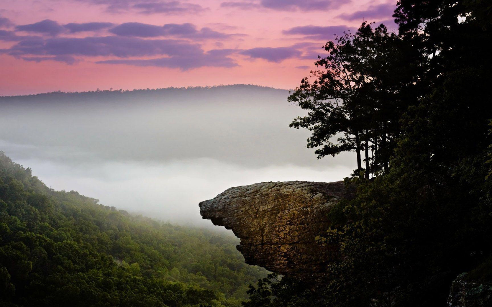Arkansas: Hawksbill Crag, Upper Buffalo Wilderness, Ozark-St. Francis National Forest. 1920x1200 HD Background.