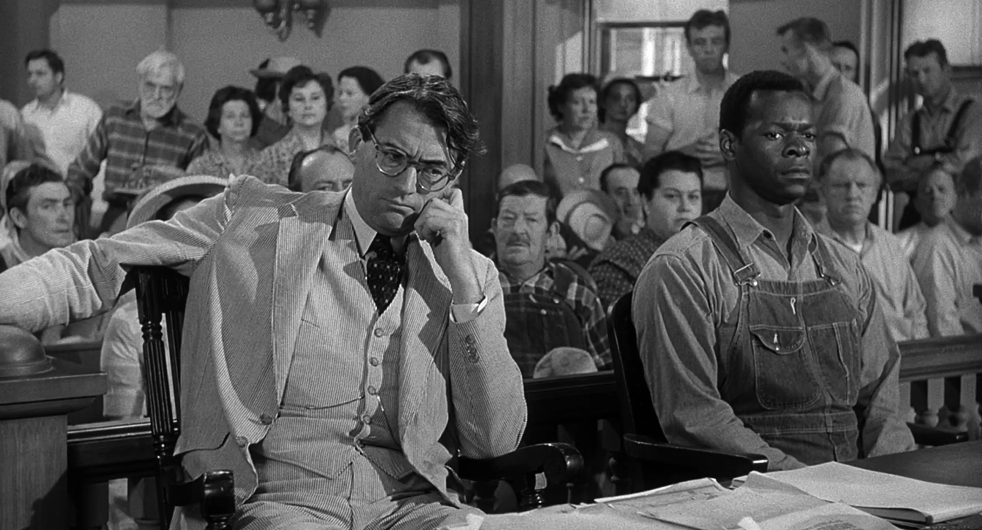To Kill a Mockingbird, Gregory Peck's performance, Courageous lawyer, Racial prejudice, 3360x1820 HD Desktop