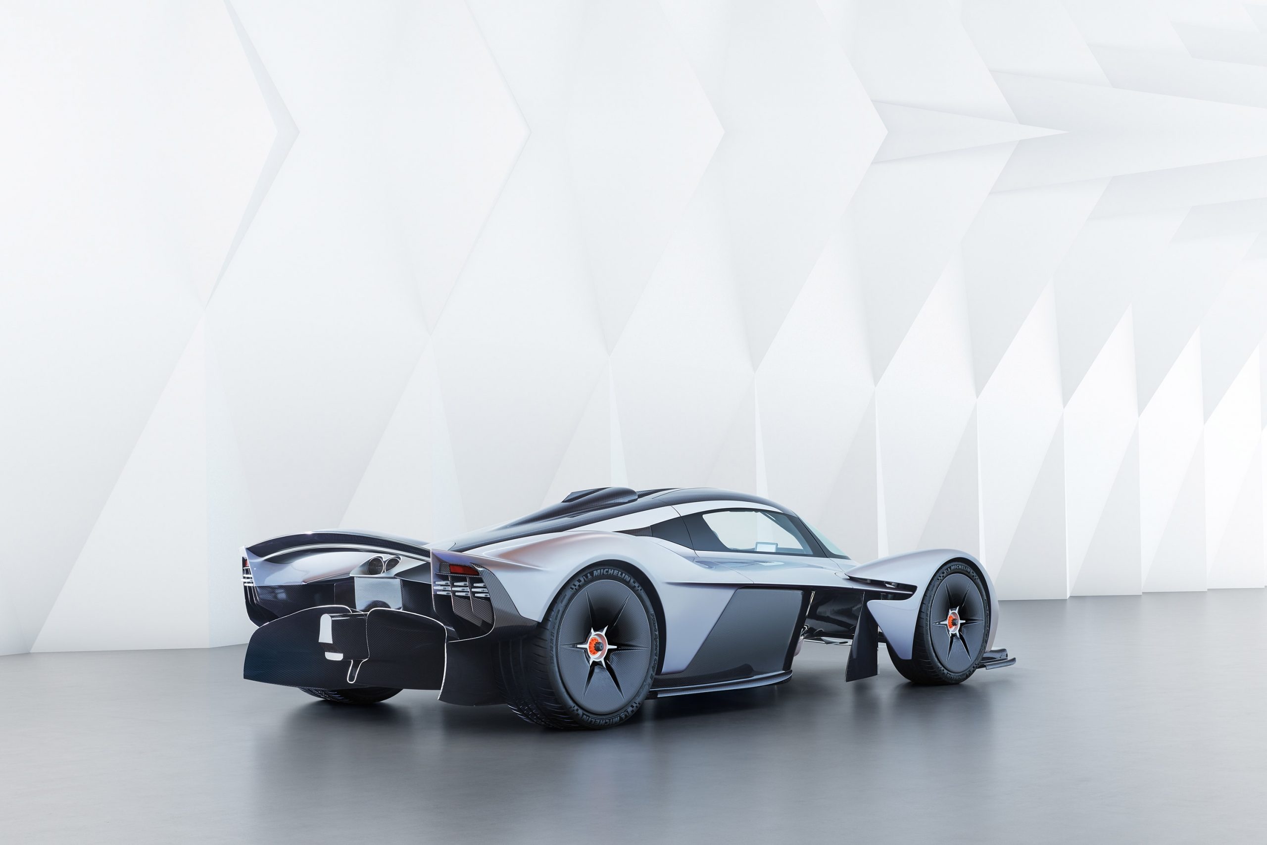 Aston Martin Valkyrie, Ultimate hypercar, Unprecedented power, Futuristic design, 2560x1710 HD Desktop