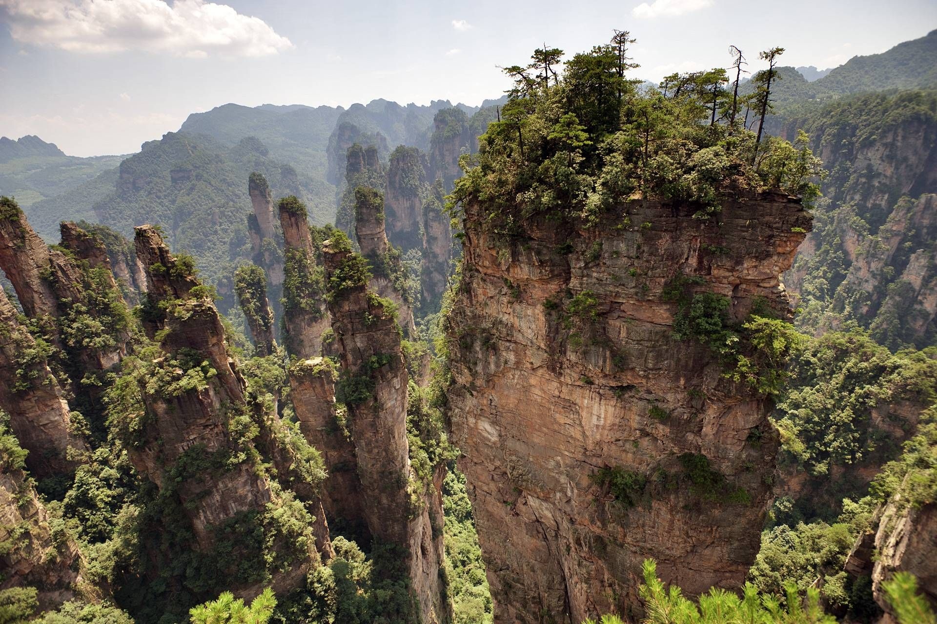 Zhangjiajie National Forest Park, Natural wonderland, Spectacular rock formations, Heavenly landscapes, 1920x1280 HD Desktop