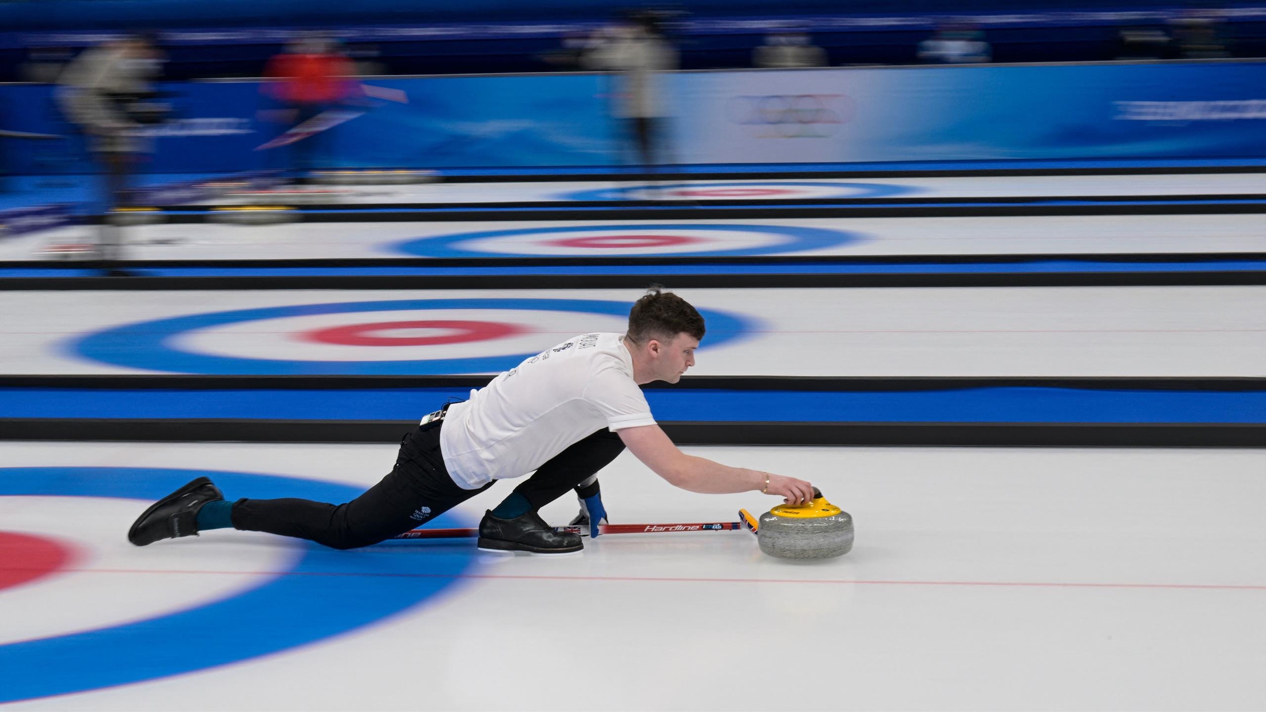 Curling: Bruce Mouat, A Scottish curler, An Olympic silver medallist, Beijing 2022. 2560x1440 HD Background.