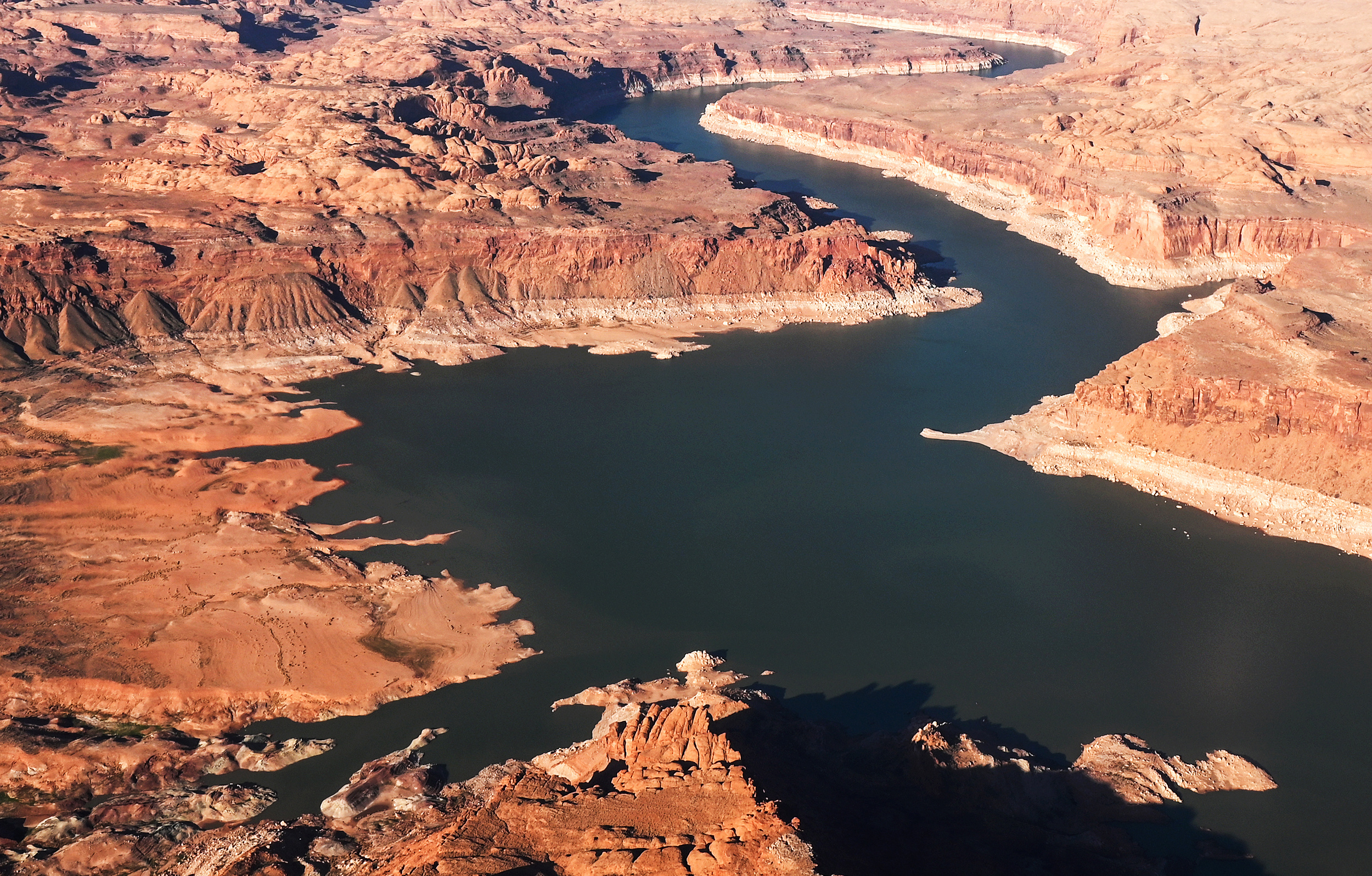 Colorado River, Lake Powell, Conservation efforts, Vital water source, 2500x1600 HD Desktop