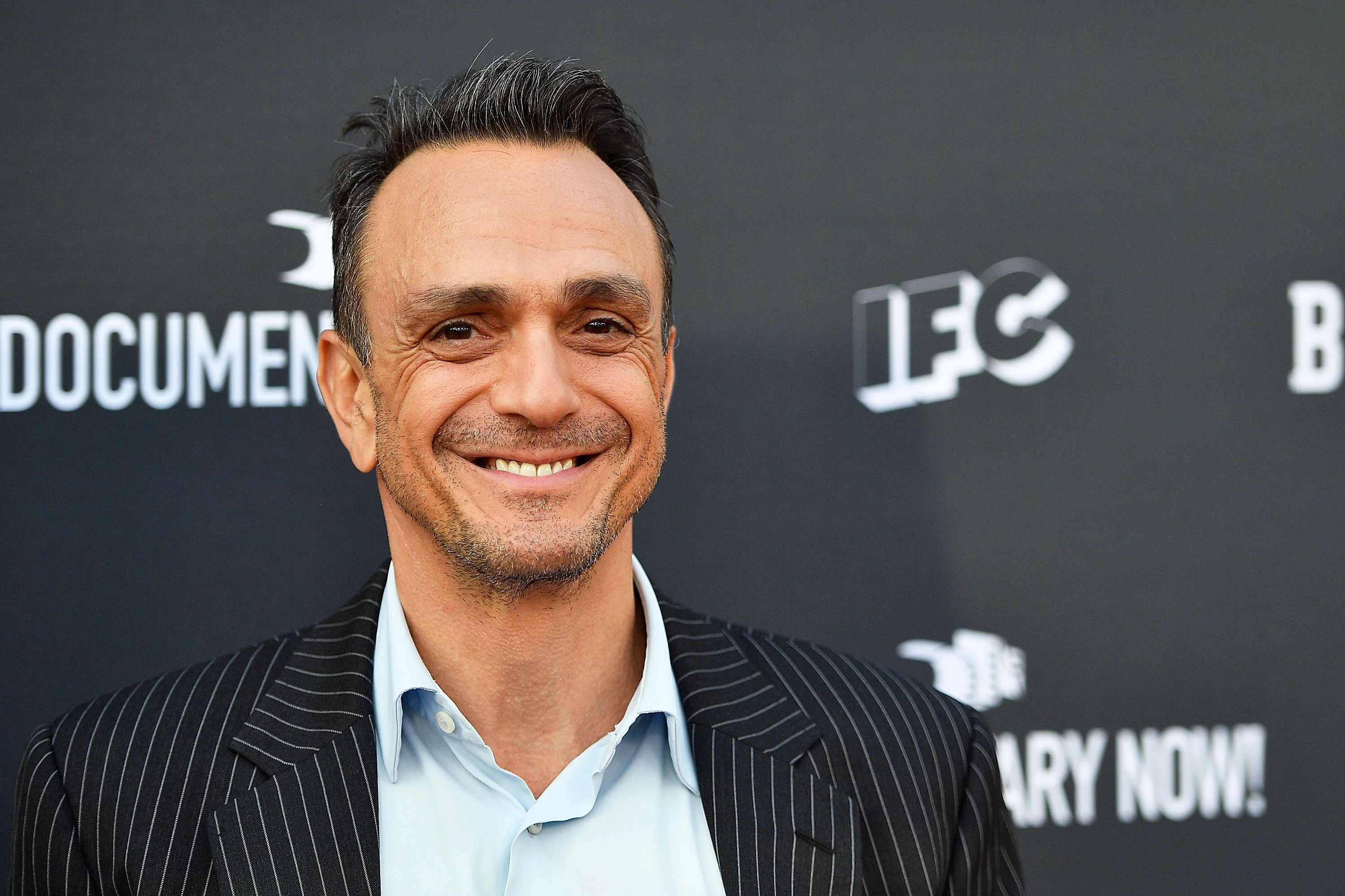 Hank Azaria movies, Discussing Apu controversy, The Simpsons, 3000x2000 HD Desktop