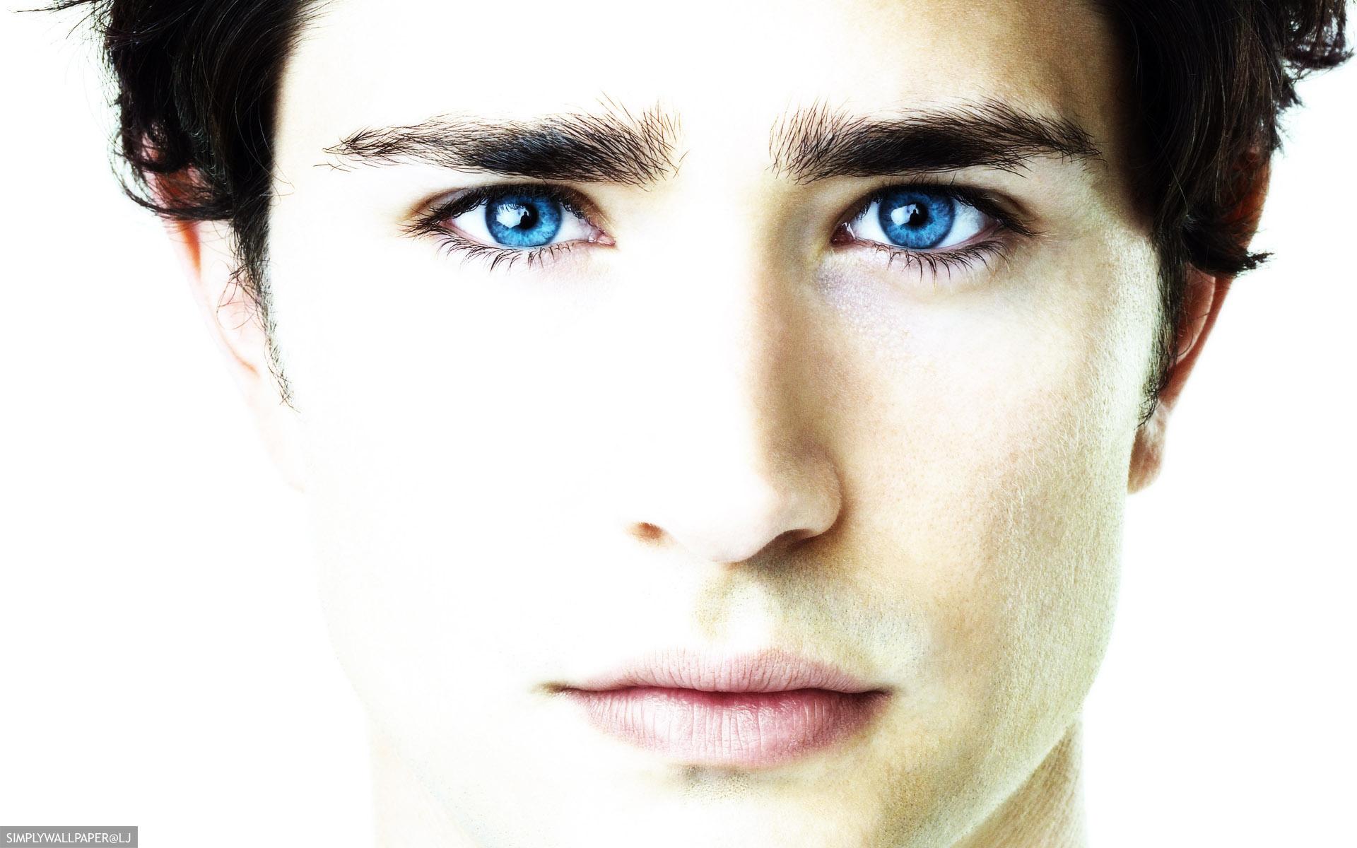 Kyle XY (TV Series): Matt Dallas, Nominee for Saturn Award for Best Actor on Television in 2007. 1920x1200 HD Wallpaper.