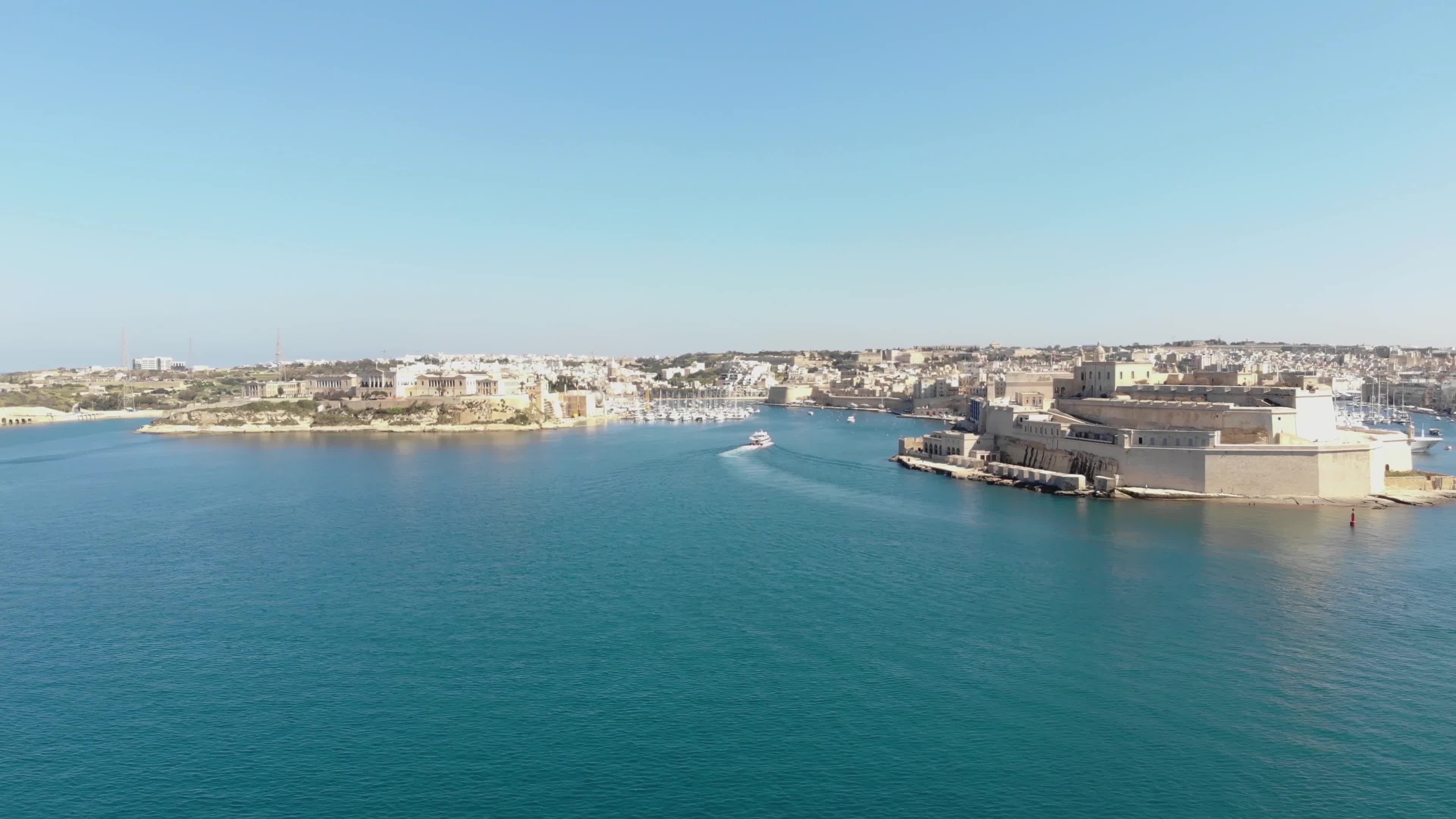 Valletta, Malta, Panoramic aerial view, Mediterranean Sea, 3840x2160 4K Desktop