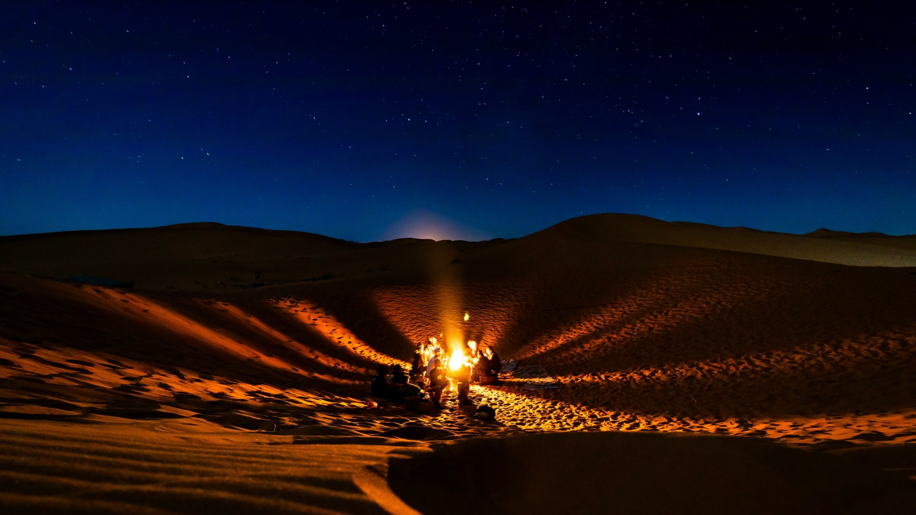Desert: Morocco, Dunes, Nightscape, Sands. 3840x2160 4K Wallpaper.