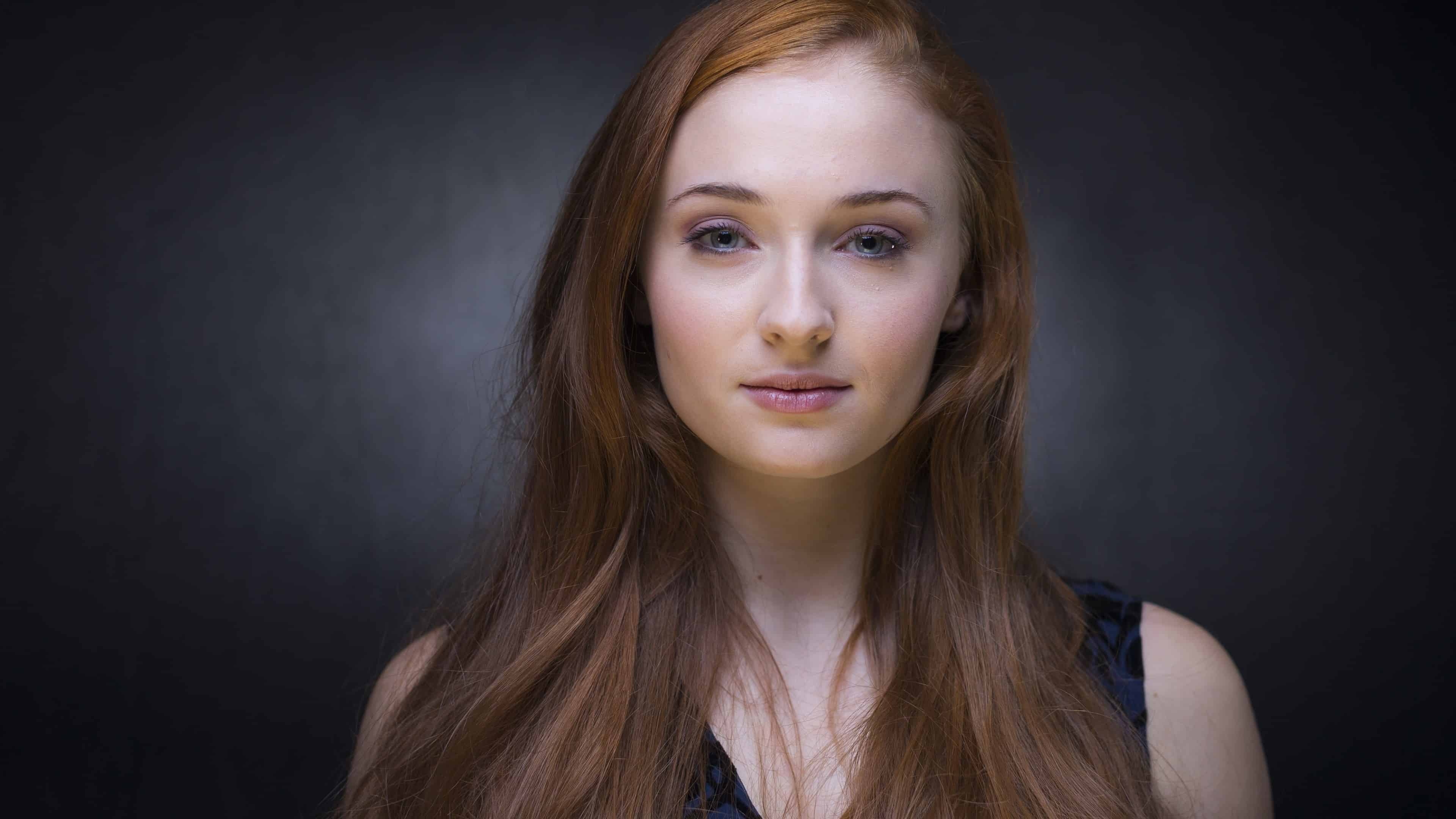 Sophie Turner: Narrated the audiobook version of the Lev Grossman short story "The Girl in the Mirror". 3840x2160 4K Background.