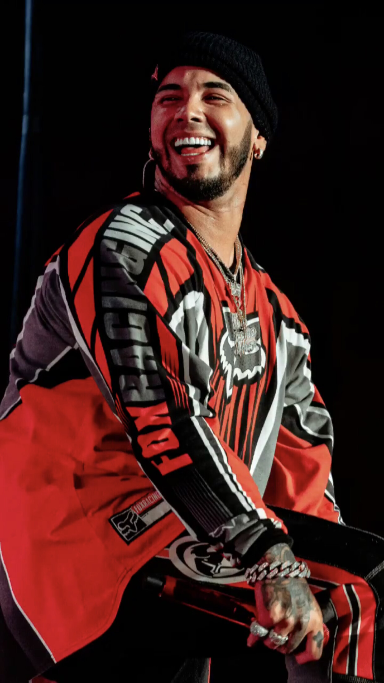 Anuel AA: A young rapper who has excelled in the genre of trap and reggaeton. 1250x2210 HD Background.