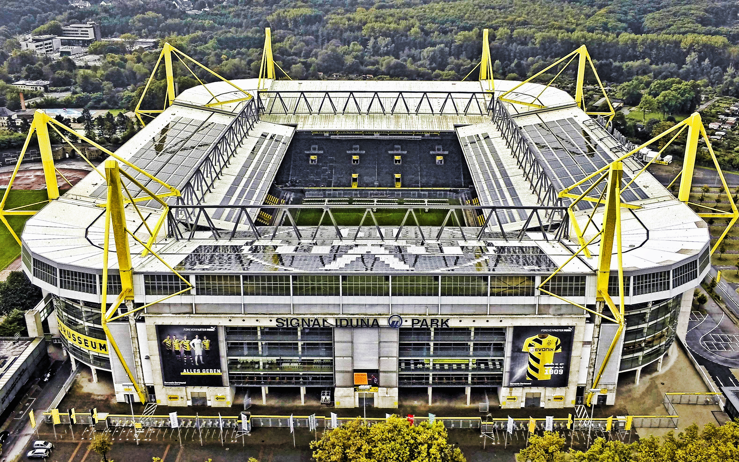 Borussia Dortmund: Sports arena, Signal Iduna Park, Westfalenstadion, German football stadium, BVB. 2560x1600 HD Background.