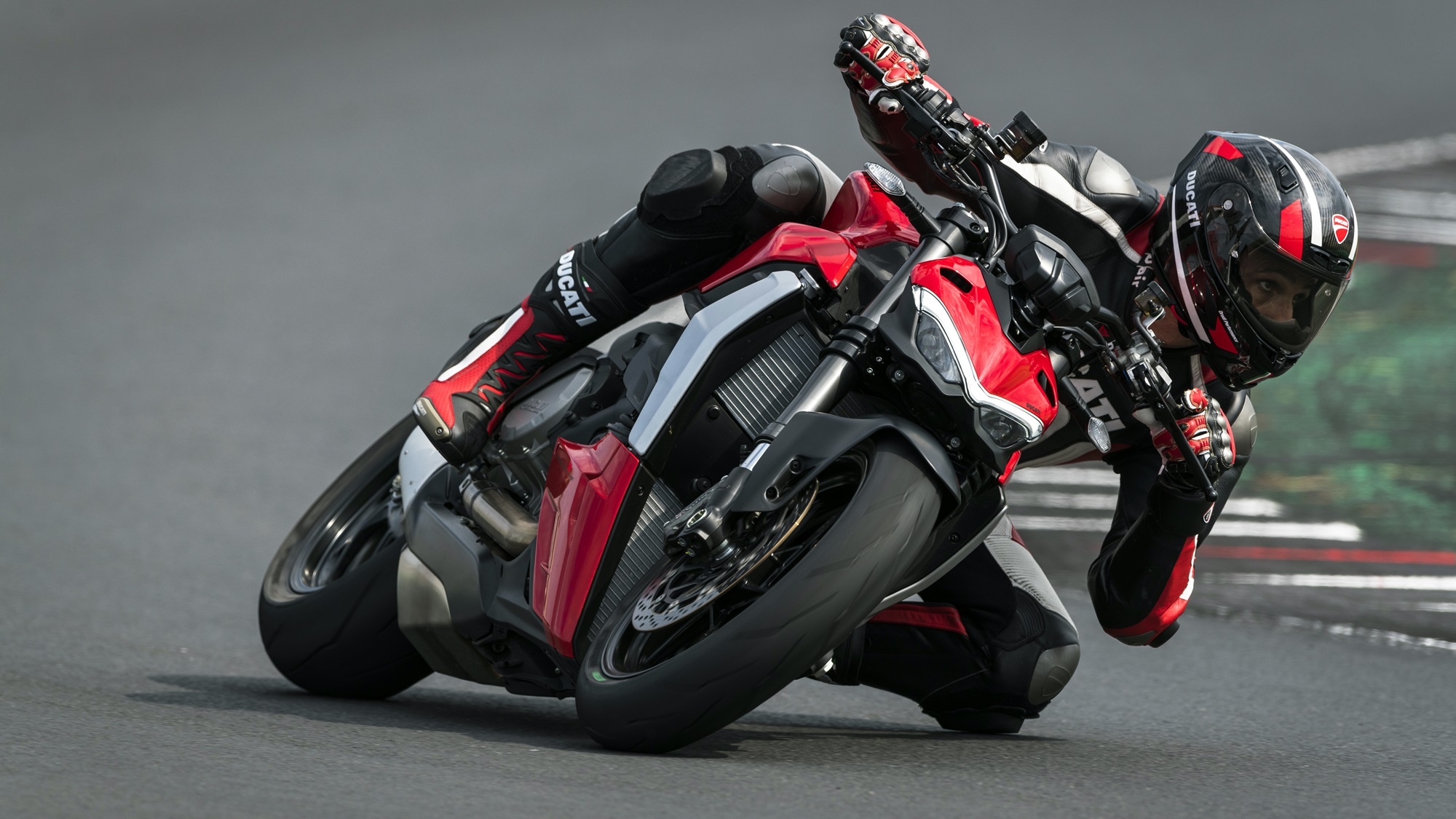 Ducati Streetfighter, 2022 model, Hd wallpaper, Everything motorcycle, 2000x1130 HD Desktop