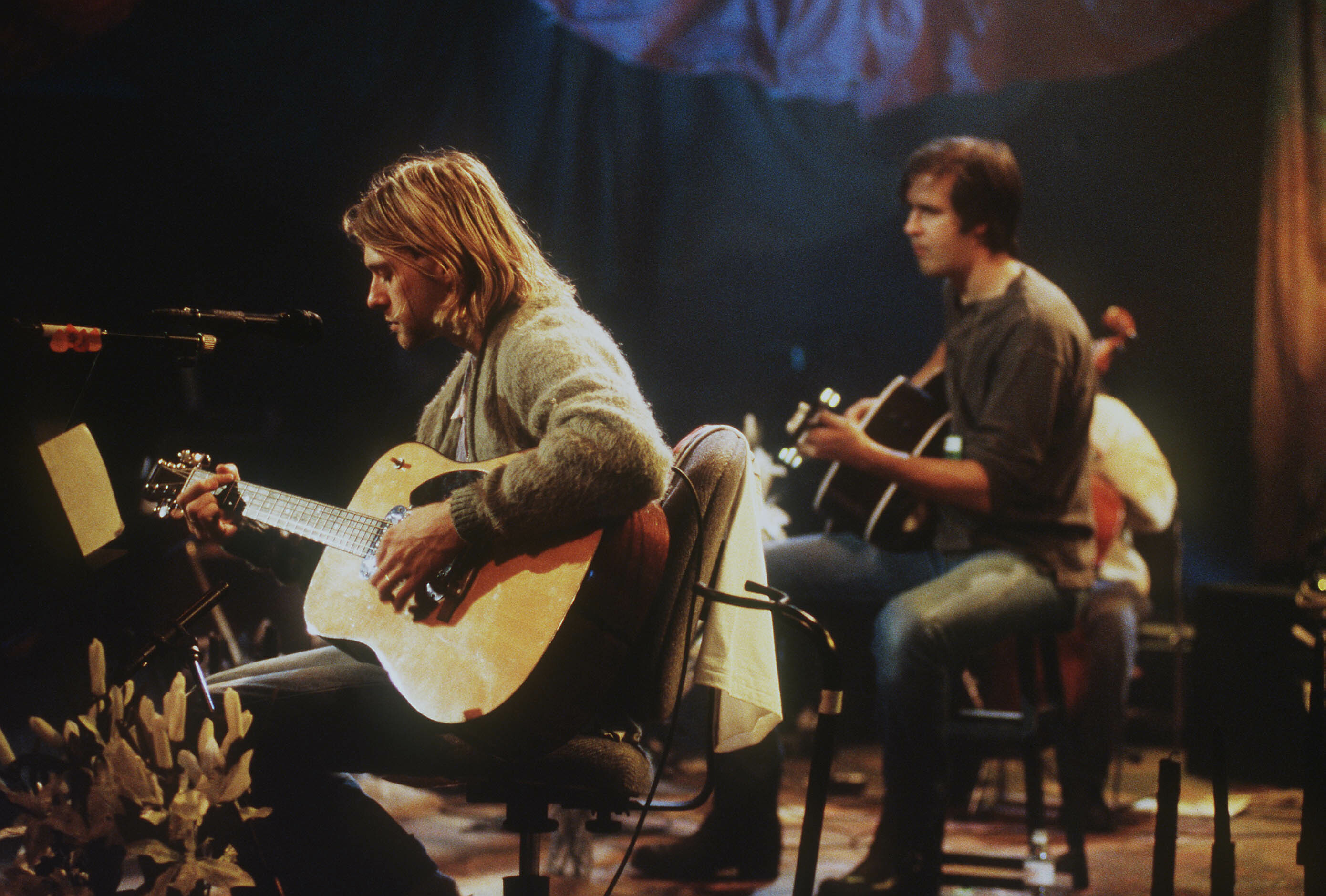 Nirvana: The band, founded by lead singer and guitarist Kurt Cobain and bassist Krist Novoselic. 2780x1880 HD Background.