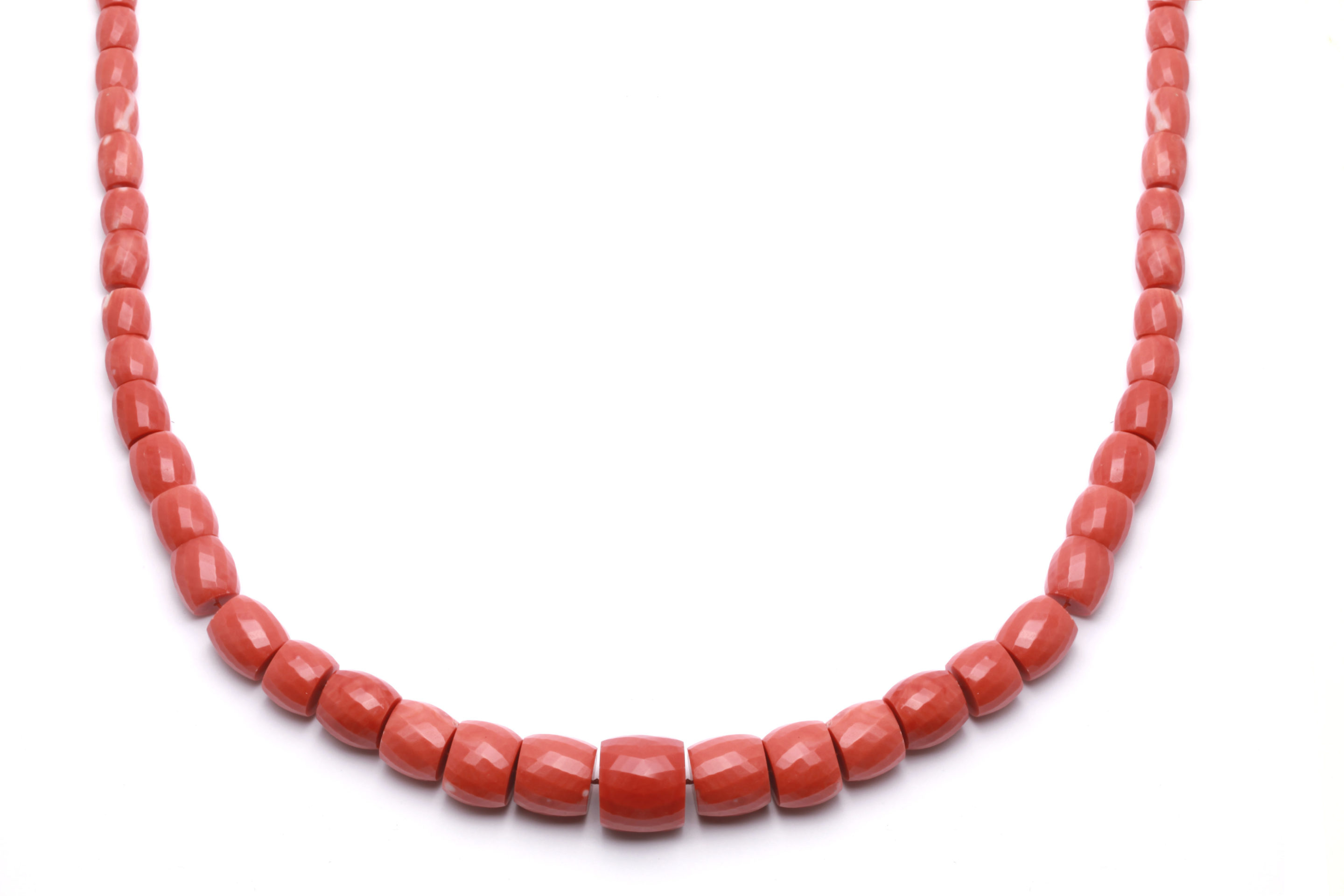 Red Coral, Sardinian coral necklace, Vibrant color, Natural beauty, 2880x1920 HD Desktop