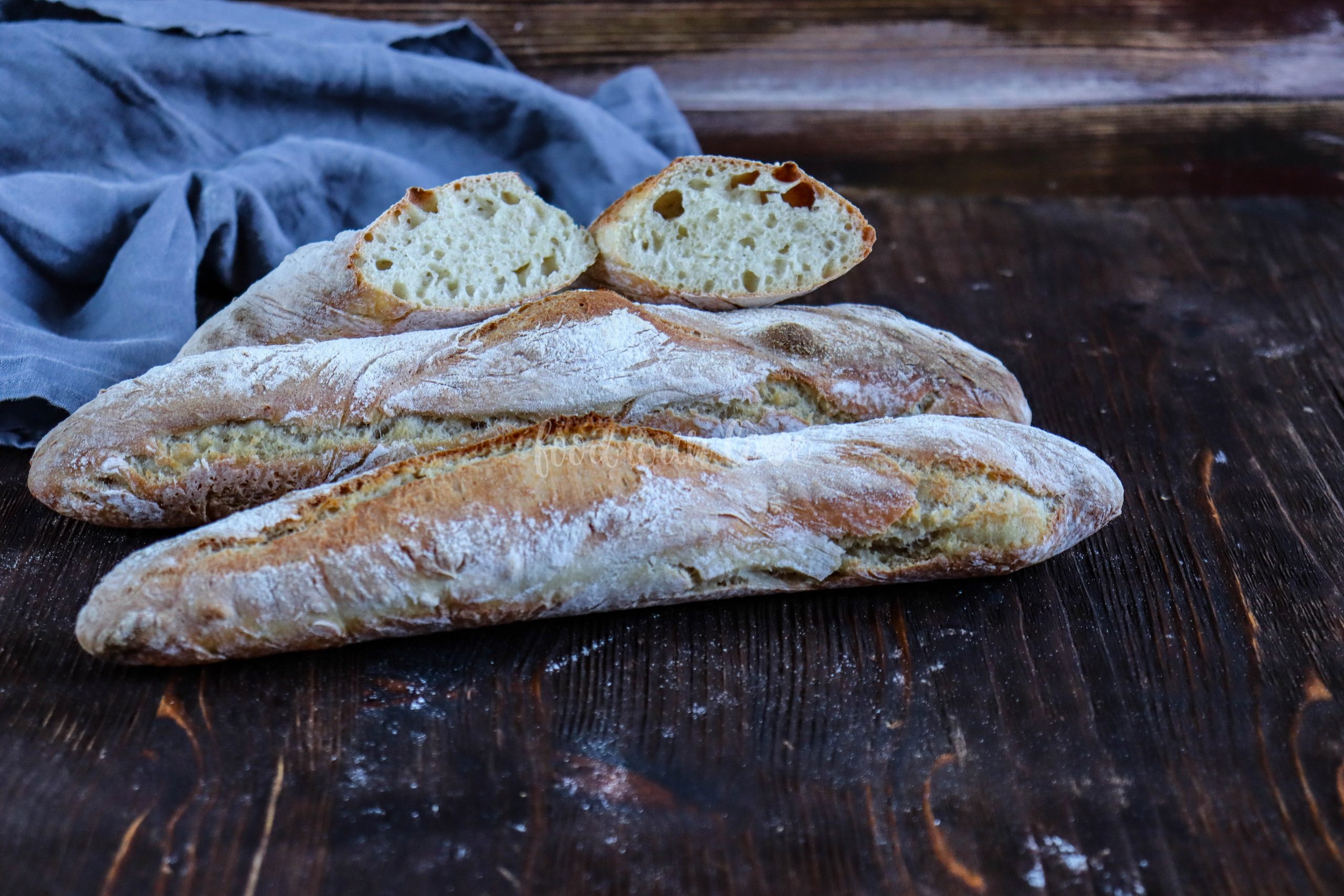 Baguette: Made from wheat flour, water, yeast, and common salt. 2560x1710 HD Background.