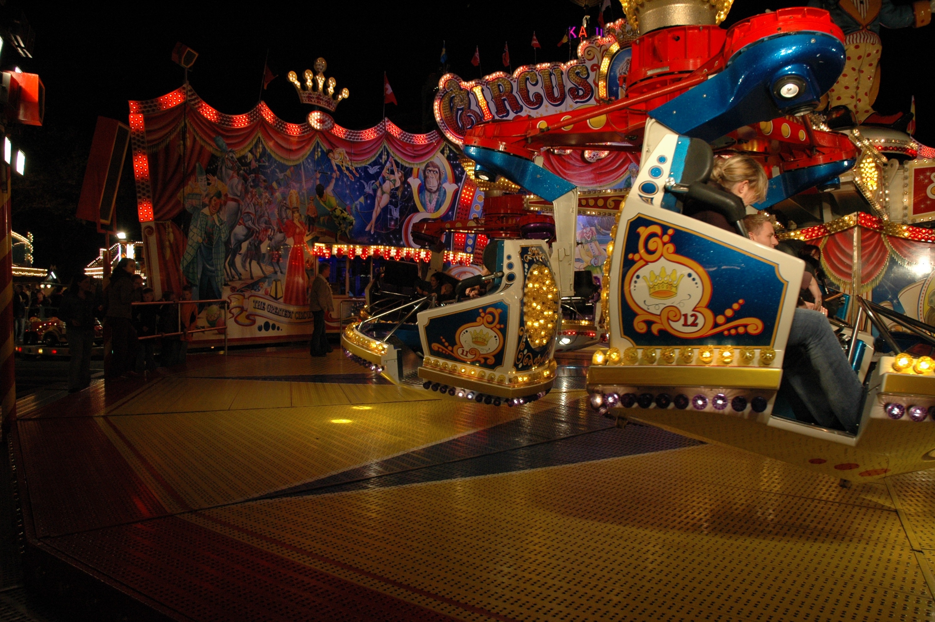Fun Fair: Night, Amusement park, Carousel, Entertainment, Fun. 3010x2000 HD Wallpaper.