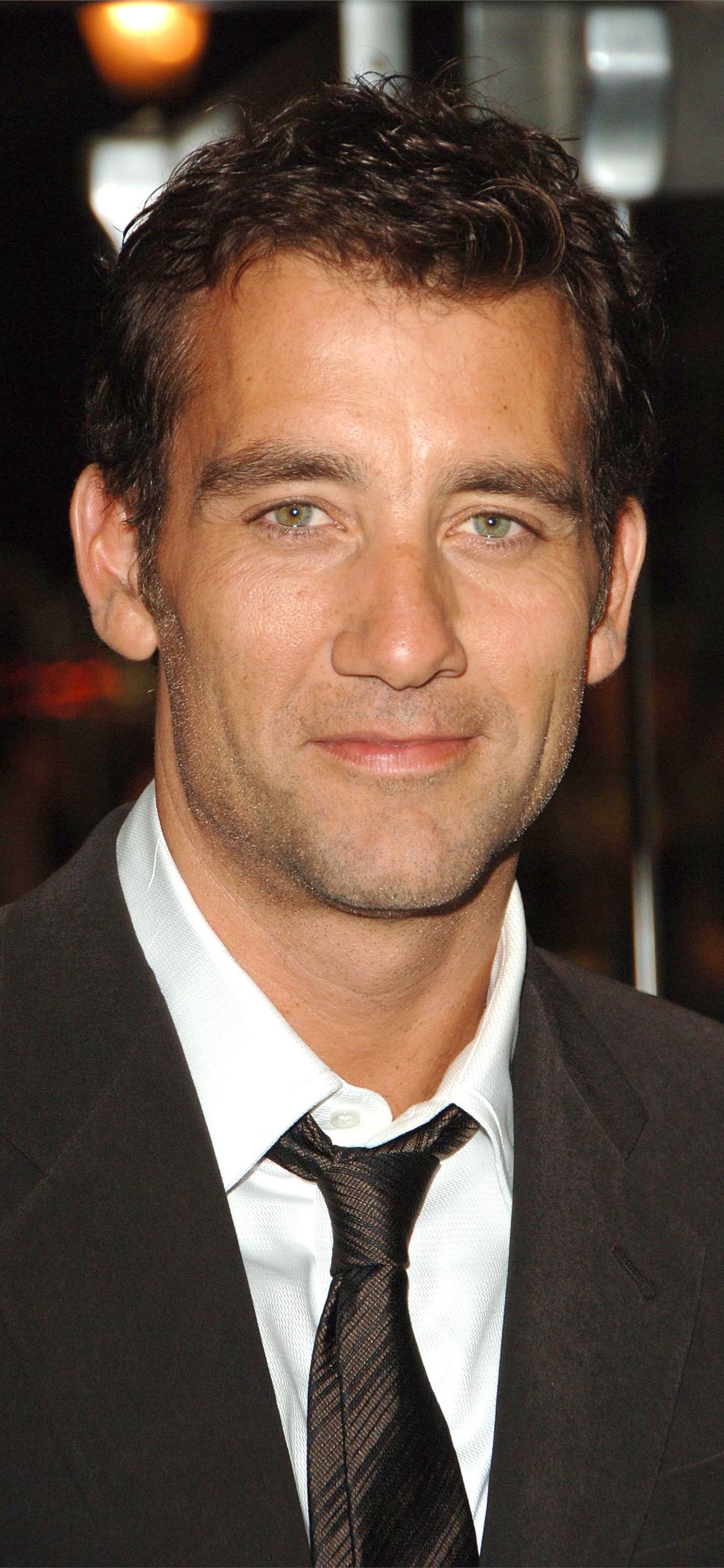 Clive Owen, iPhone wallpapers, High definition, Best quality, 1290x2780 HD Handy