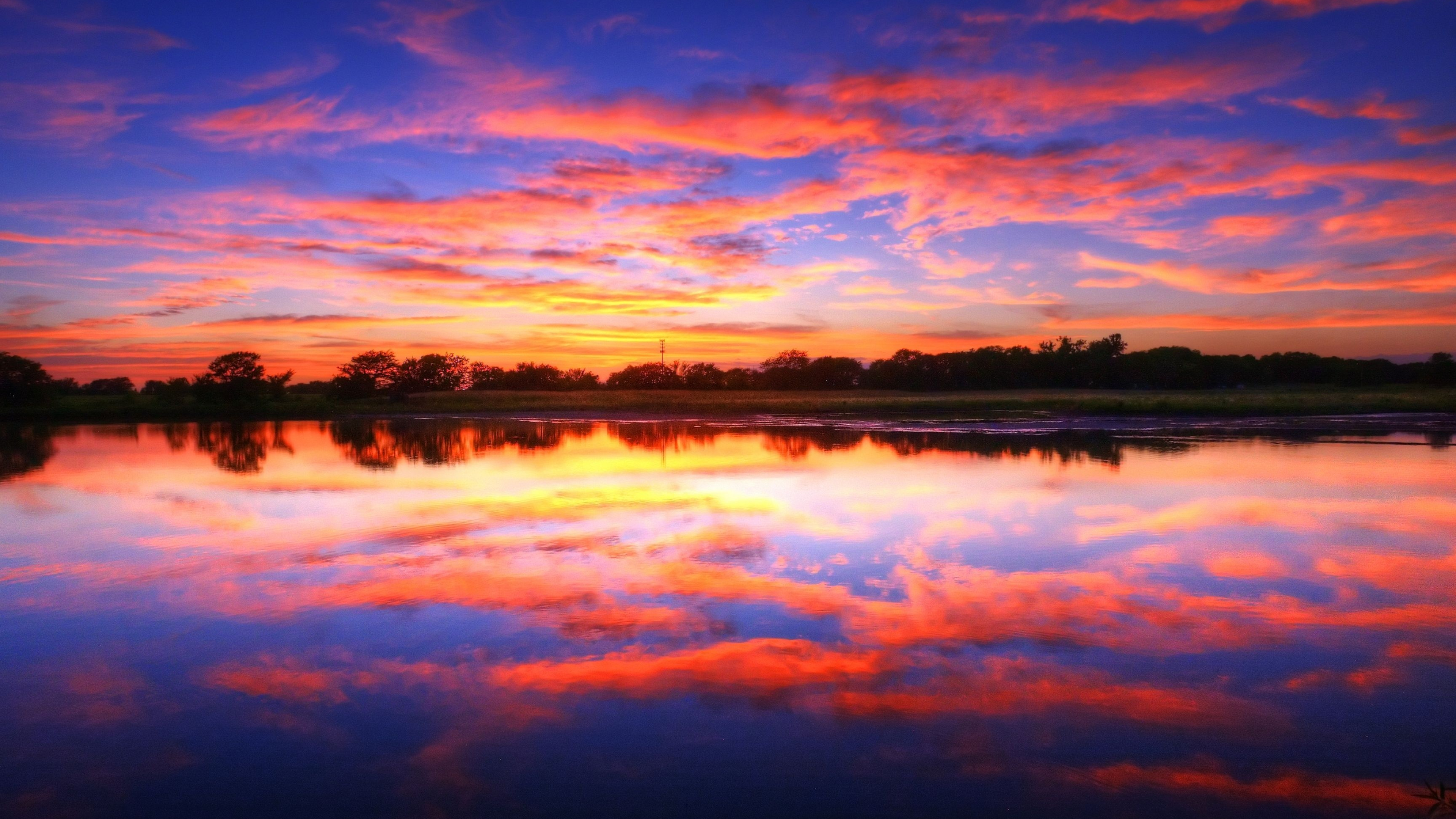 Manitoba Lake, Panoramic sunset views, Wallpaper-worthy, Tranquil landscapes, 3840x2160 4K Desktop