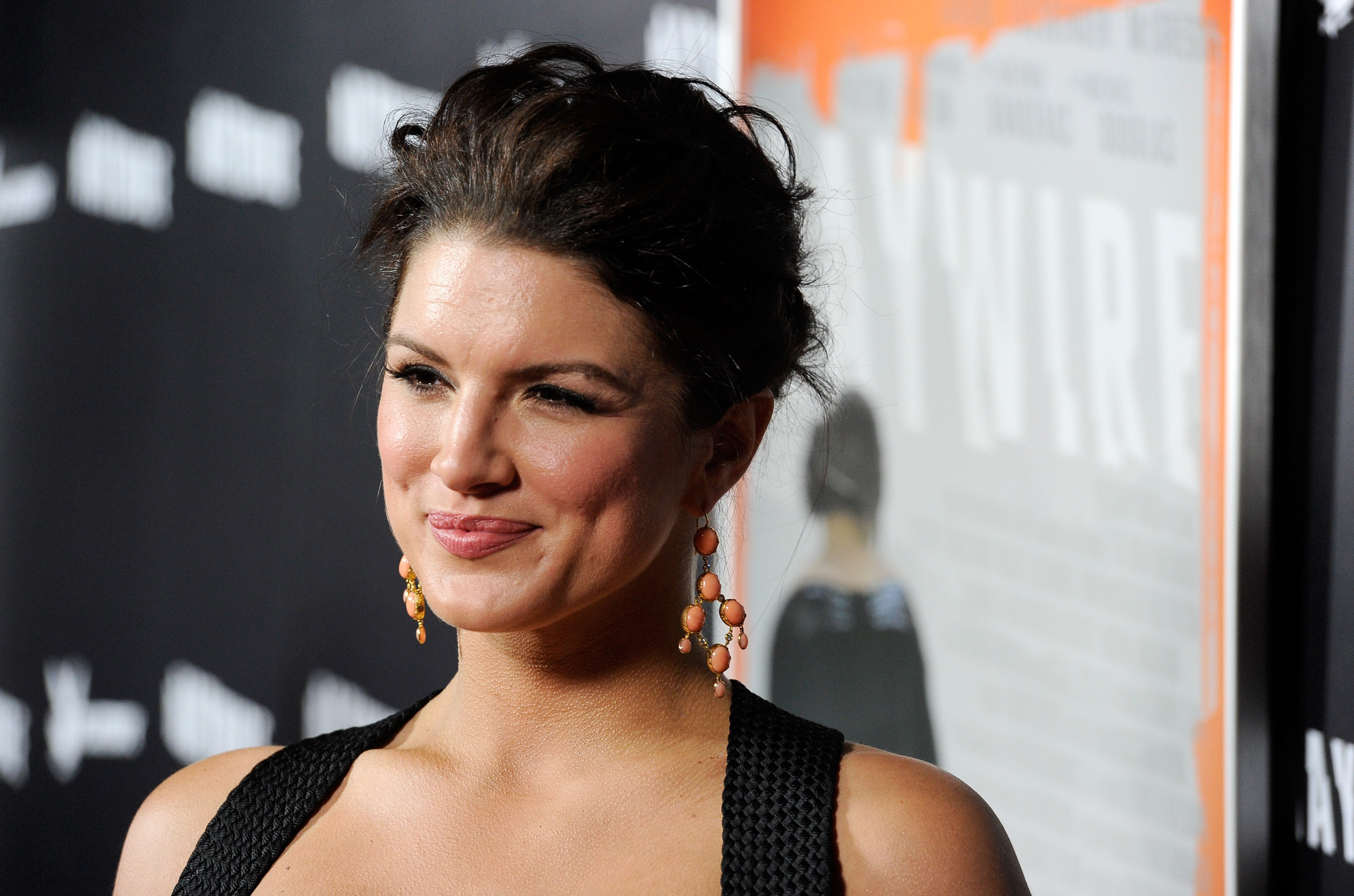 Gina Carano: Called the "face of women's MMA". 3000x1990 HD Background.