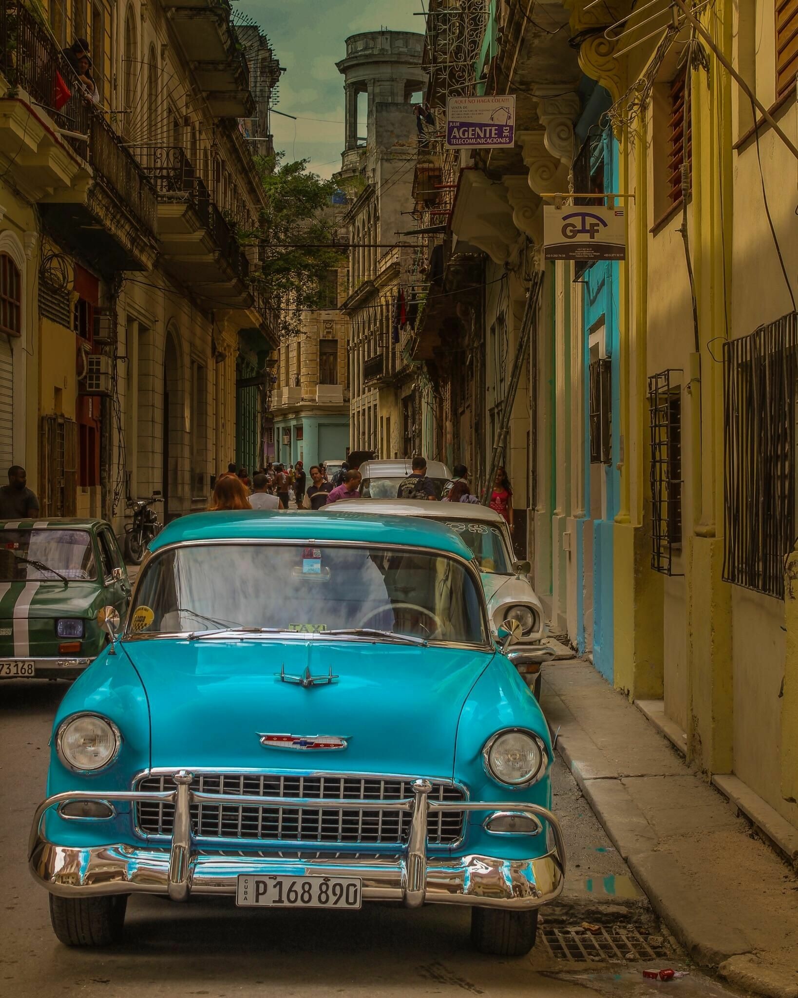 Cuba: Havana, The largest country in the Caribbean, Streetscape. 1640x2050 HD Wallpaper.