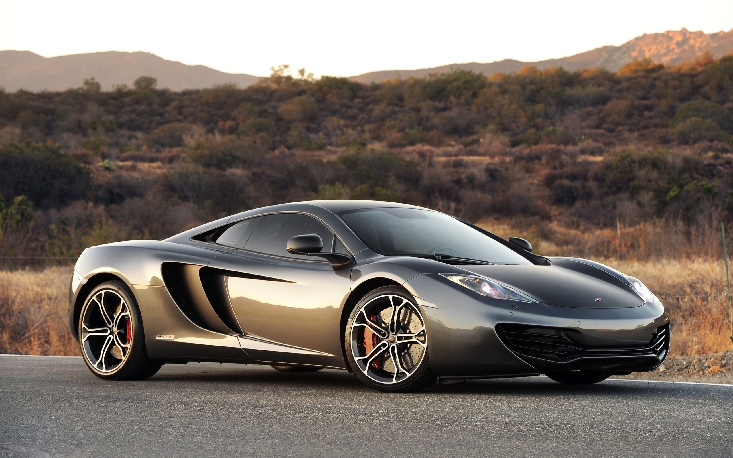 McLaren 12C, Exquisite car, Dynamic performance, Stunning visuals, 2560x1600 HD Desktop