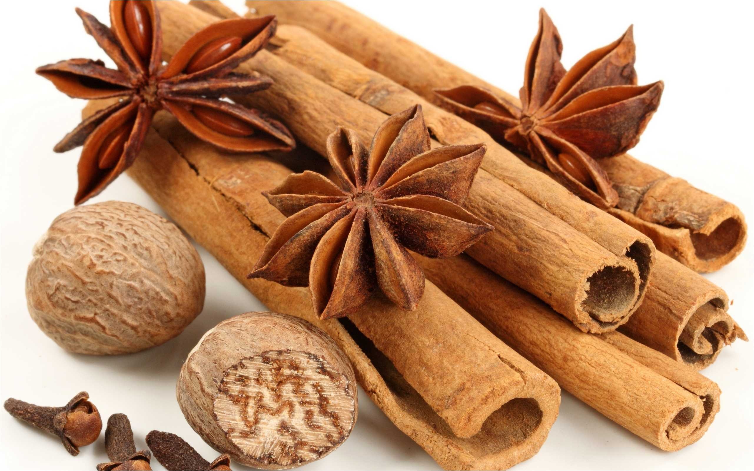 Cinnamon wonders, Spice-filled wallpapers, Aromatic delight, Food paradise, 2570x1610 HD Desktop