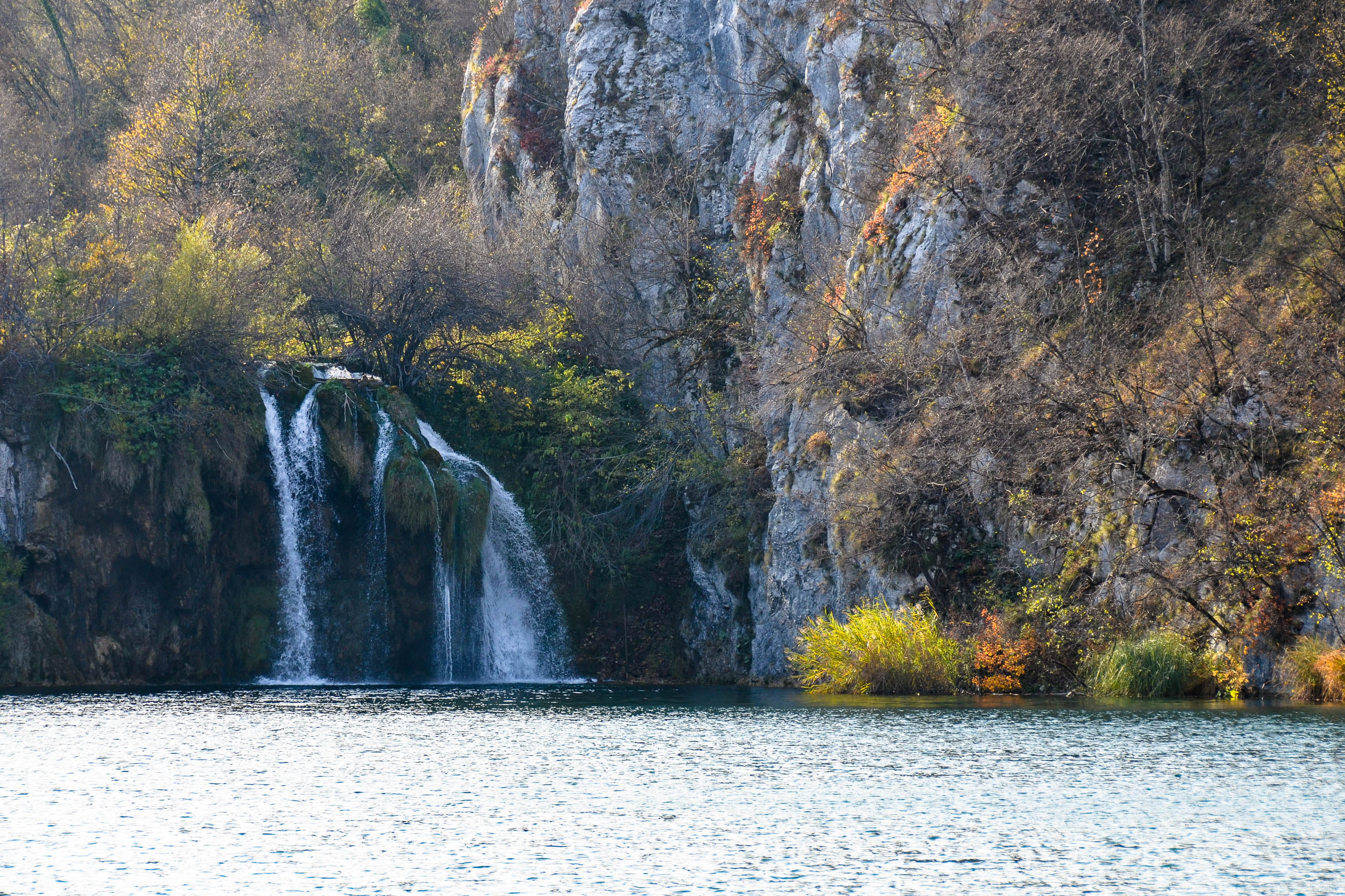 Plitvice Lakes National Park, Croatia travelbox, natural beauty, 2600x1740 HD Desktop