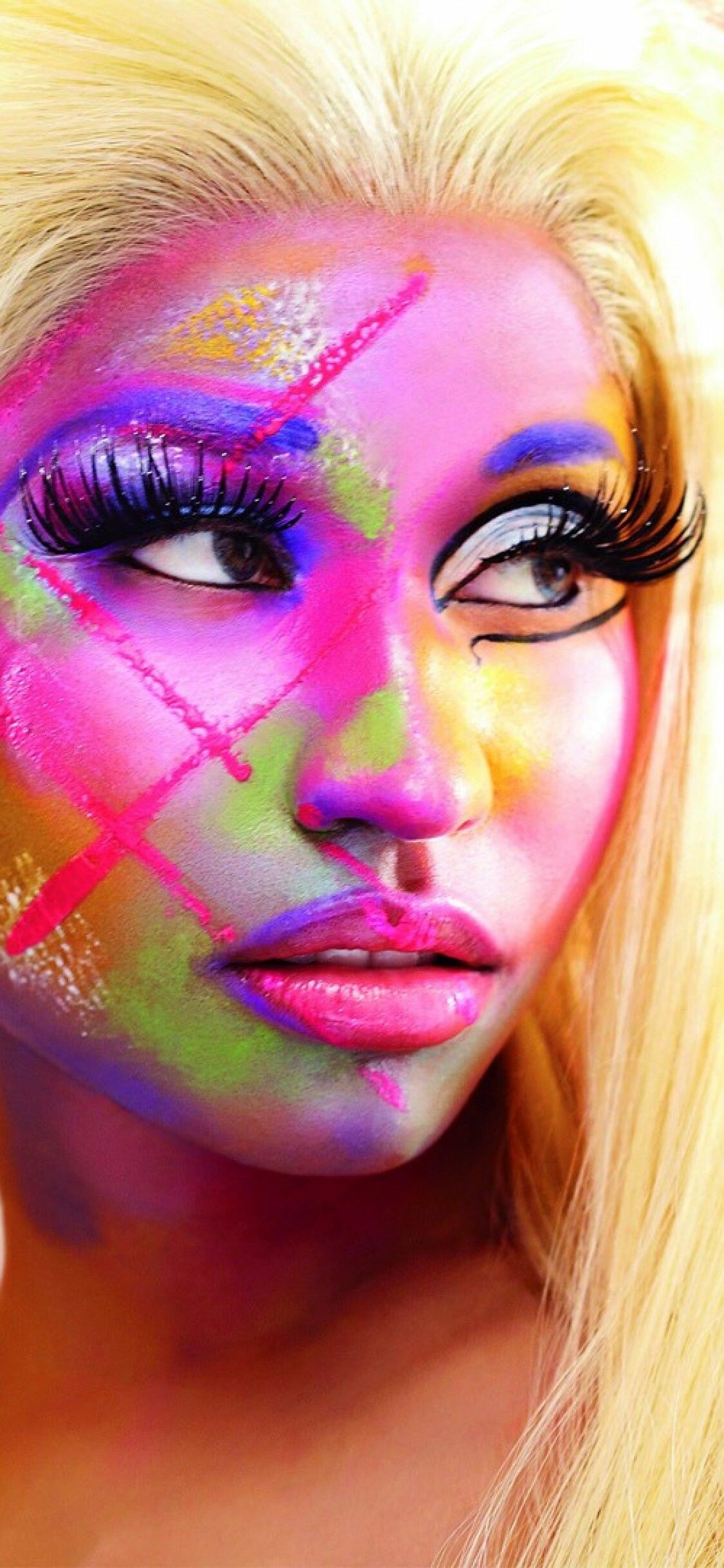 Nicki Minaj: The first female rapper to earn ten Top 10 hits on US Pop Radio, "Trollz", "Say So". 1130x2440 HD Wallpaper.