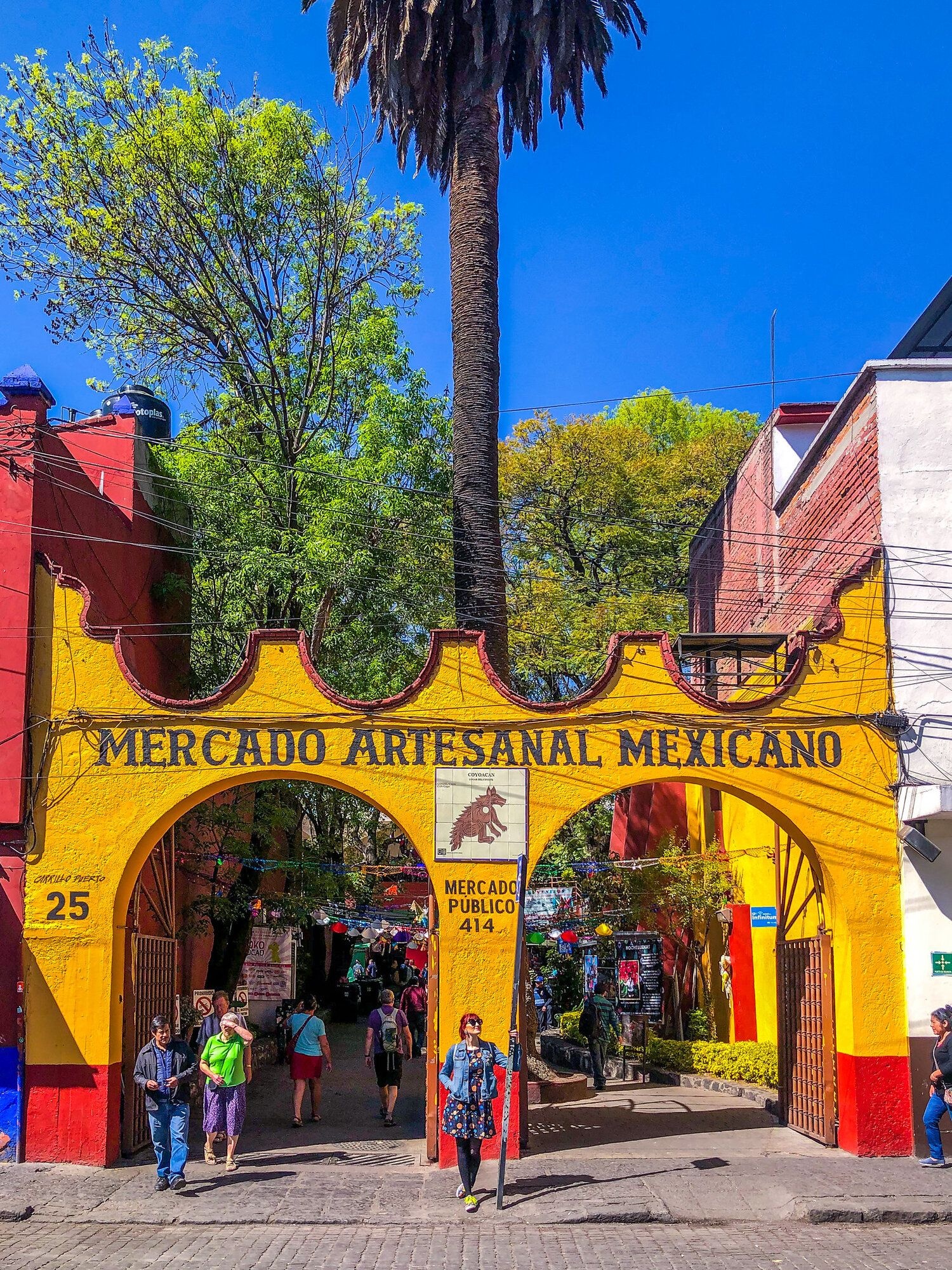 Mexico City, Coyoacan district, Best places to visit, Perfect day, 1500x2000 HD Phone