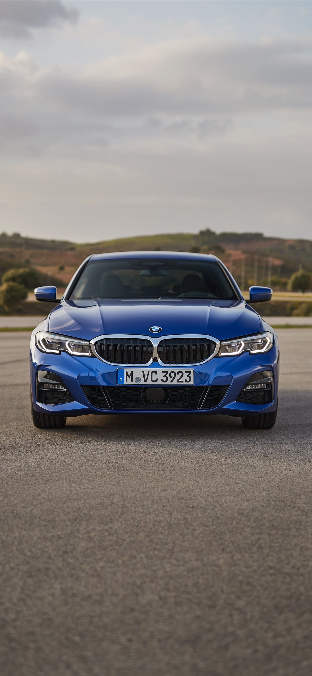 BMW 3 Series, Best wallpapers, High-quality images, Perfect for BMW admirers, 1290x2780 HD Handy