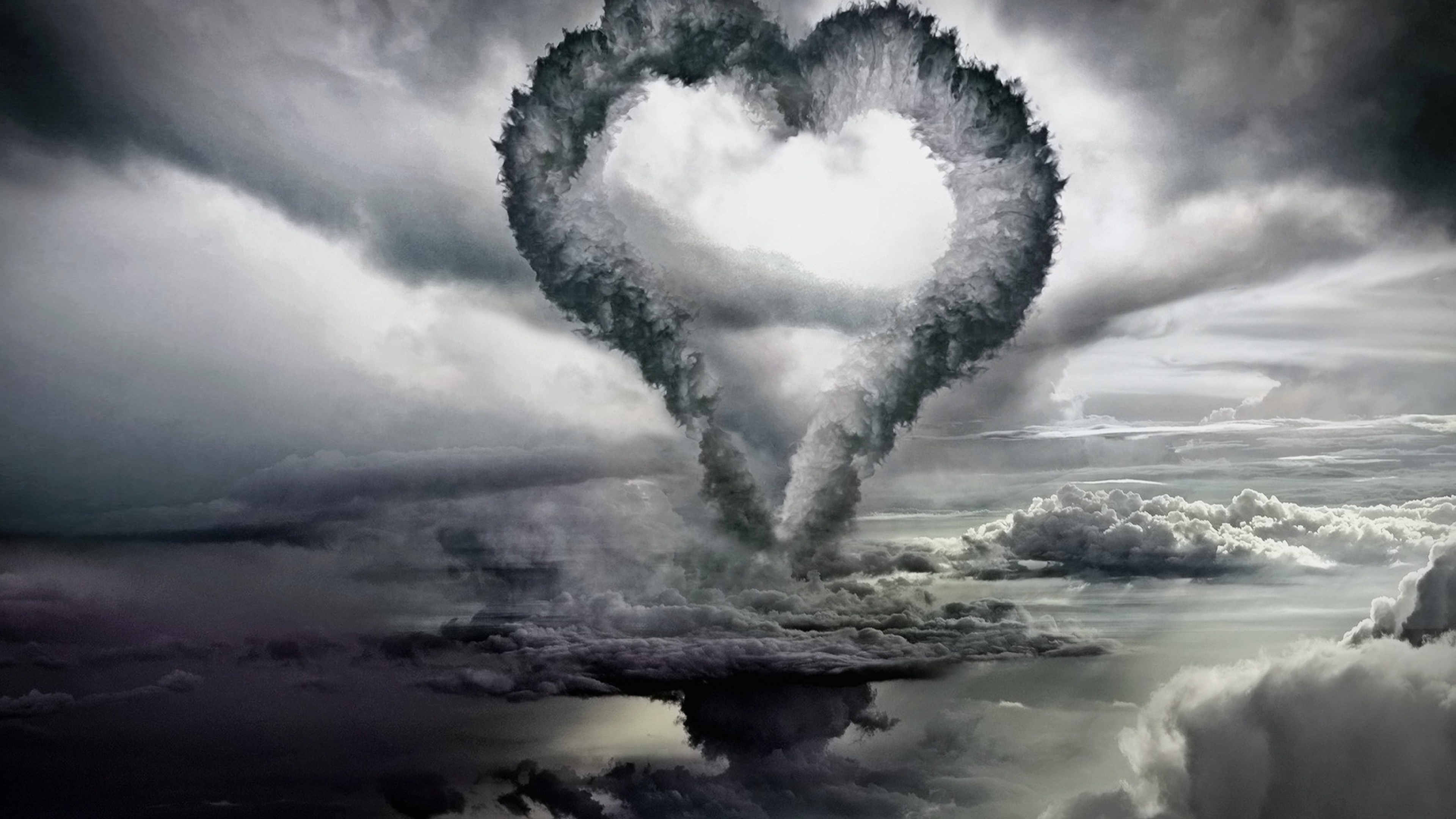 Heart-shaped cloud, Mesmerizing natural phenomenon, 4K Ultra HD, Beautiful shapes, 3840x2160 4K Desktop