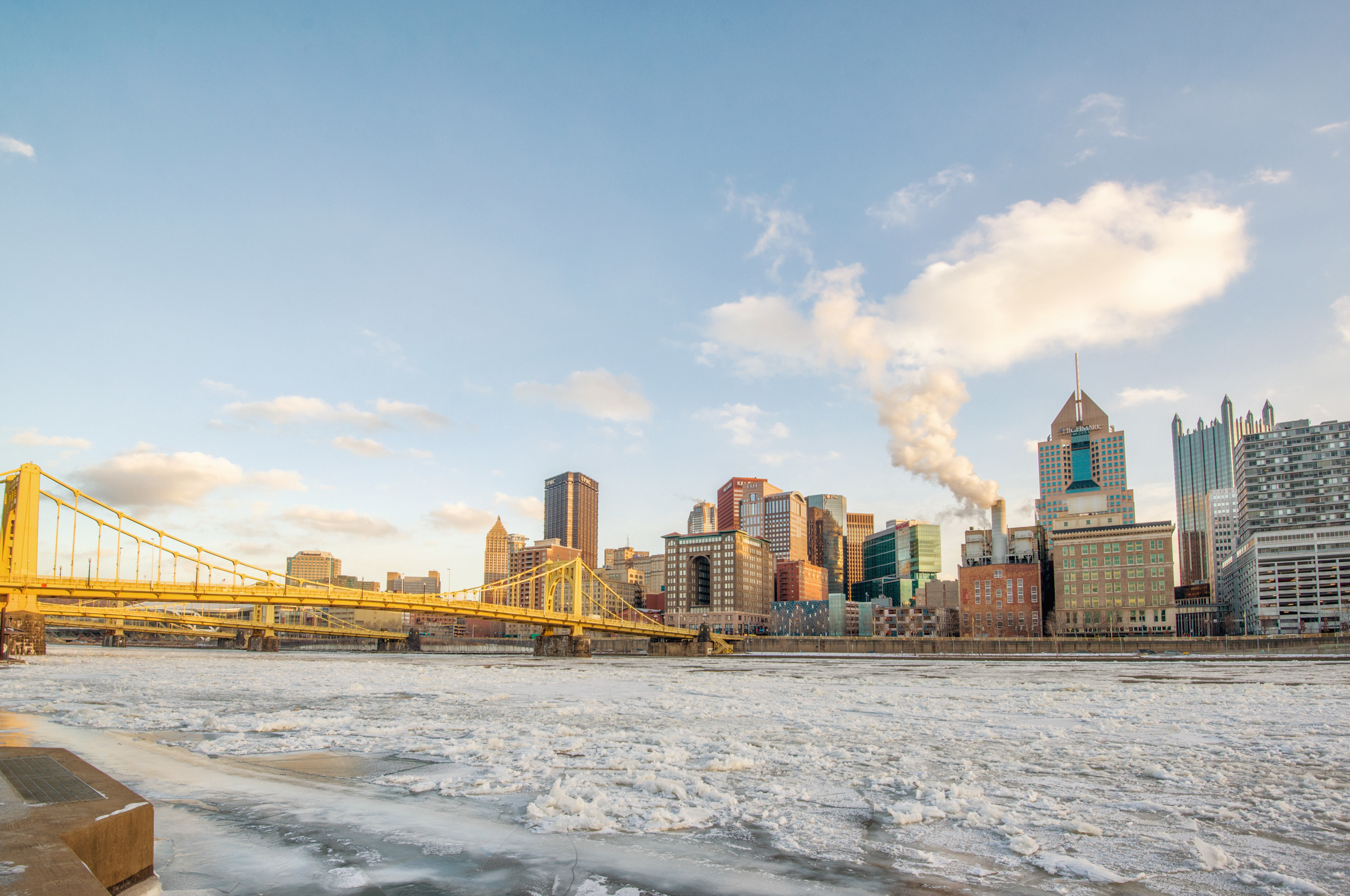 Pittsburgh Skyline, Wide-angle view, Ice on the river, Winter beauty, 2400x1600 HD Desktop