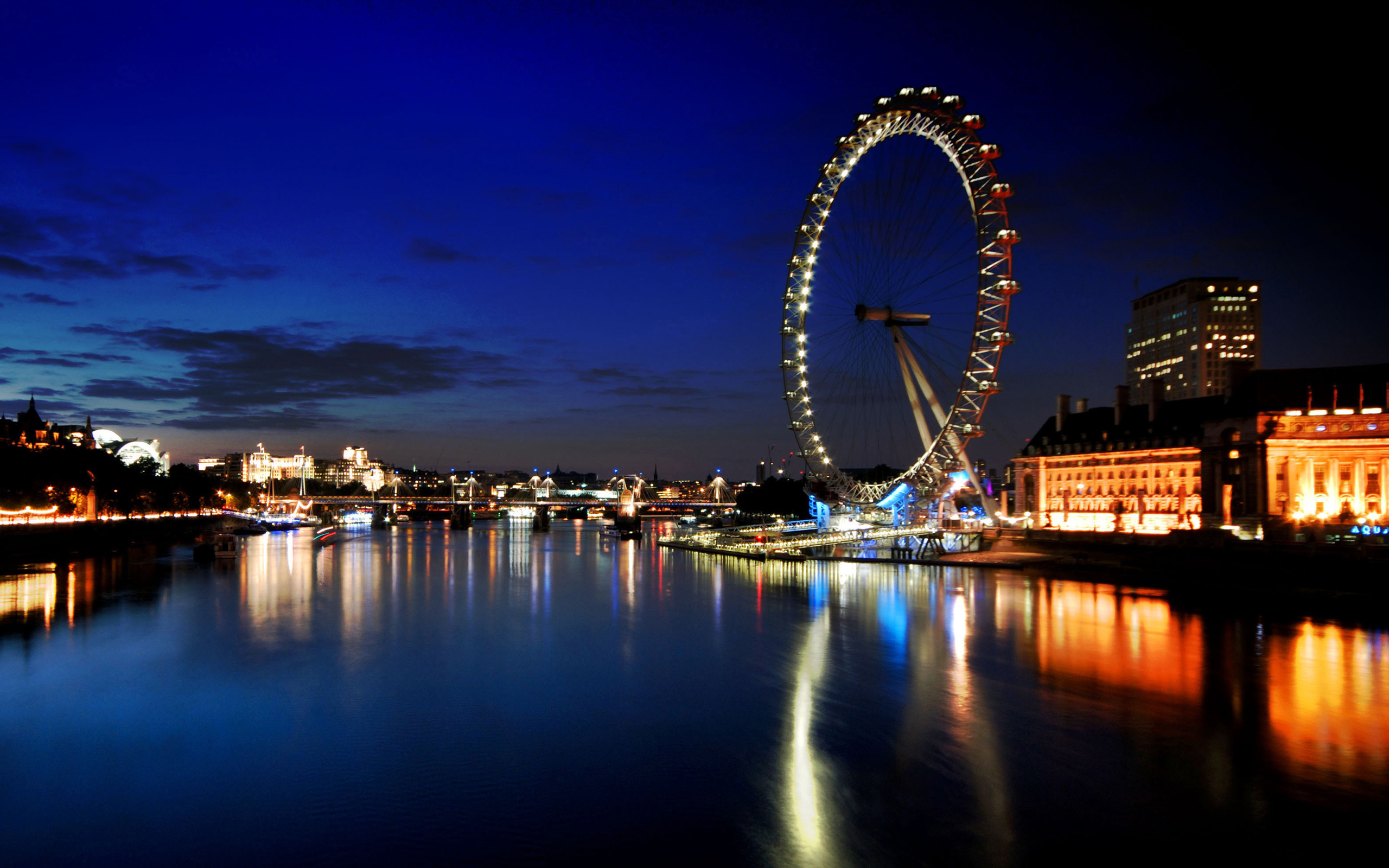 River Thames, London wallpaper, HD desktop, Urban atmosphere, 2560x1600 HD Desktop