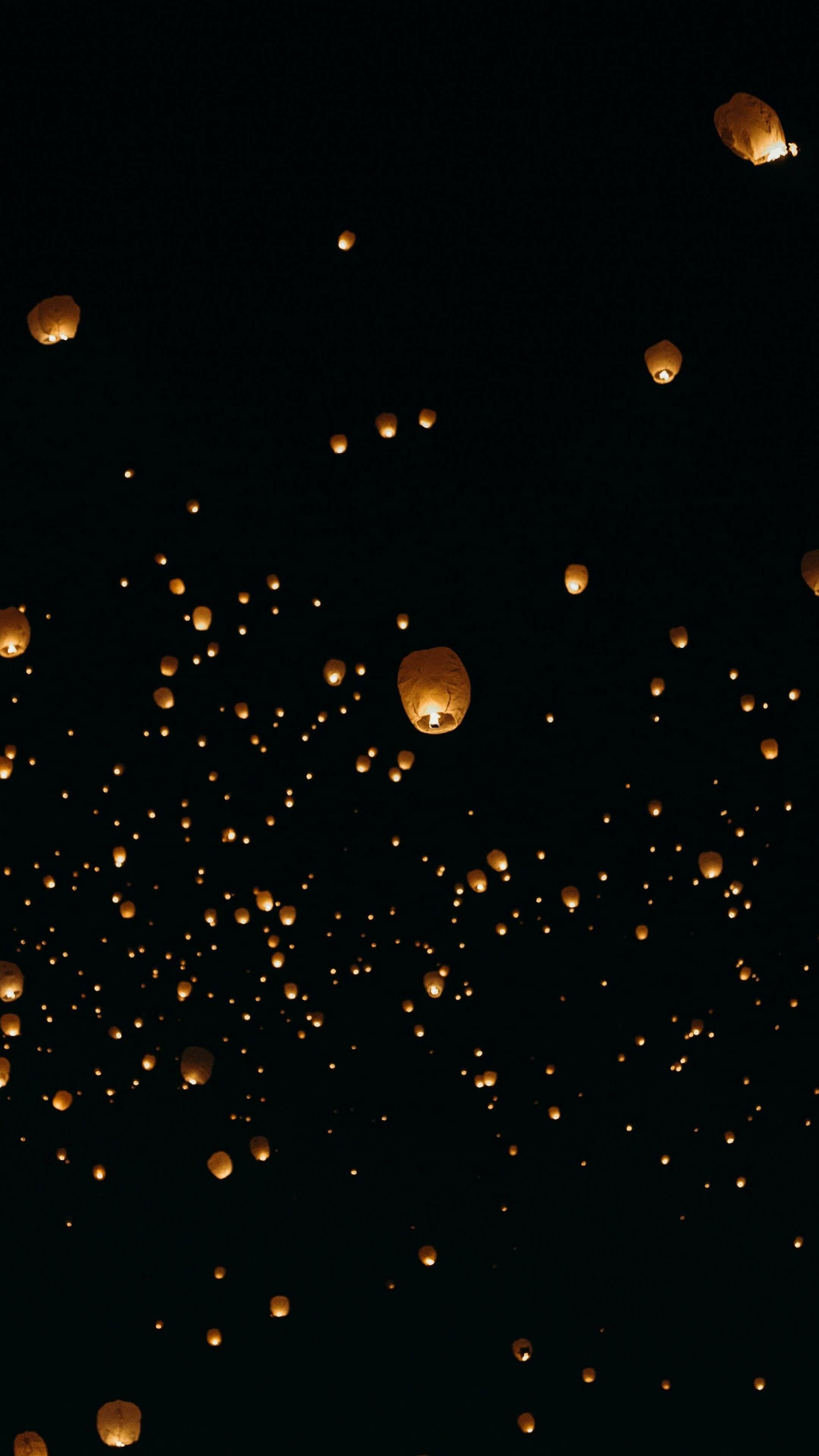 Lanterns: Loy Krathong, A small hot air balloon made of paper. 2160x3840 4K Wallpaper.