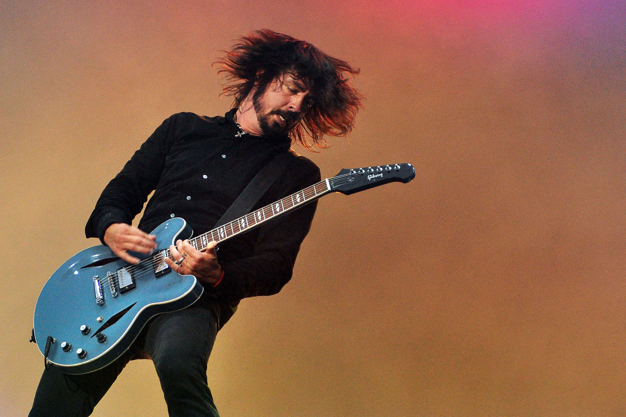 Dave Grohl, Rockers' life, Captivating images, Time magazine, 2100x1400 HD Desktop
