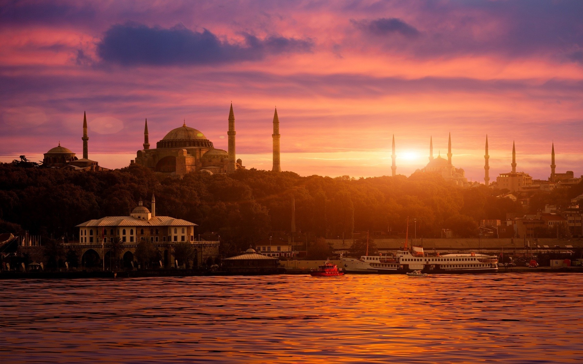 Hagia Sophia, Istanbul cityscape, Sultan Ahmed Mosque, Bosphorus view, 1920x1200 HD Desktop